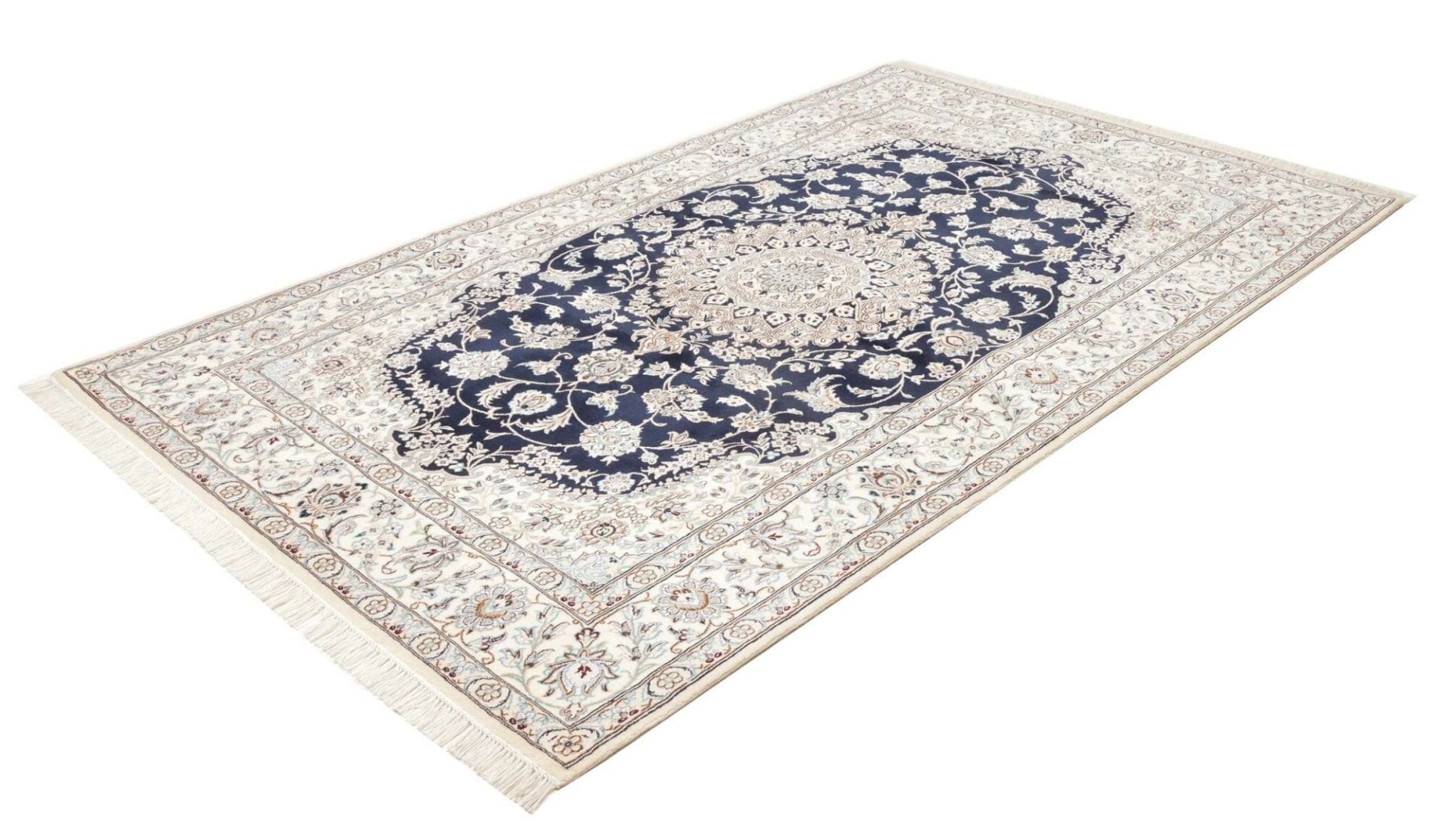 Alternative view of Nain Persian Rug 159 × 253 cm in Wool, hand-knotted