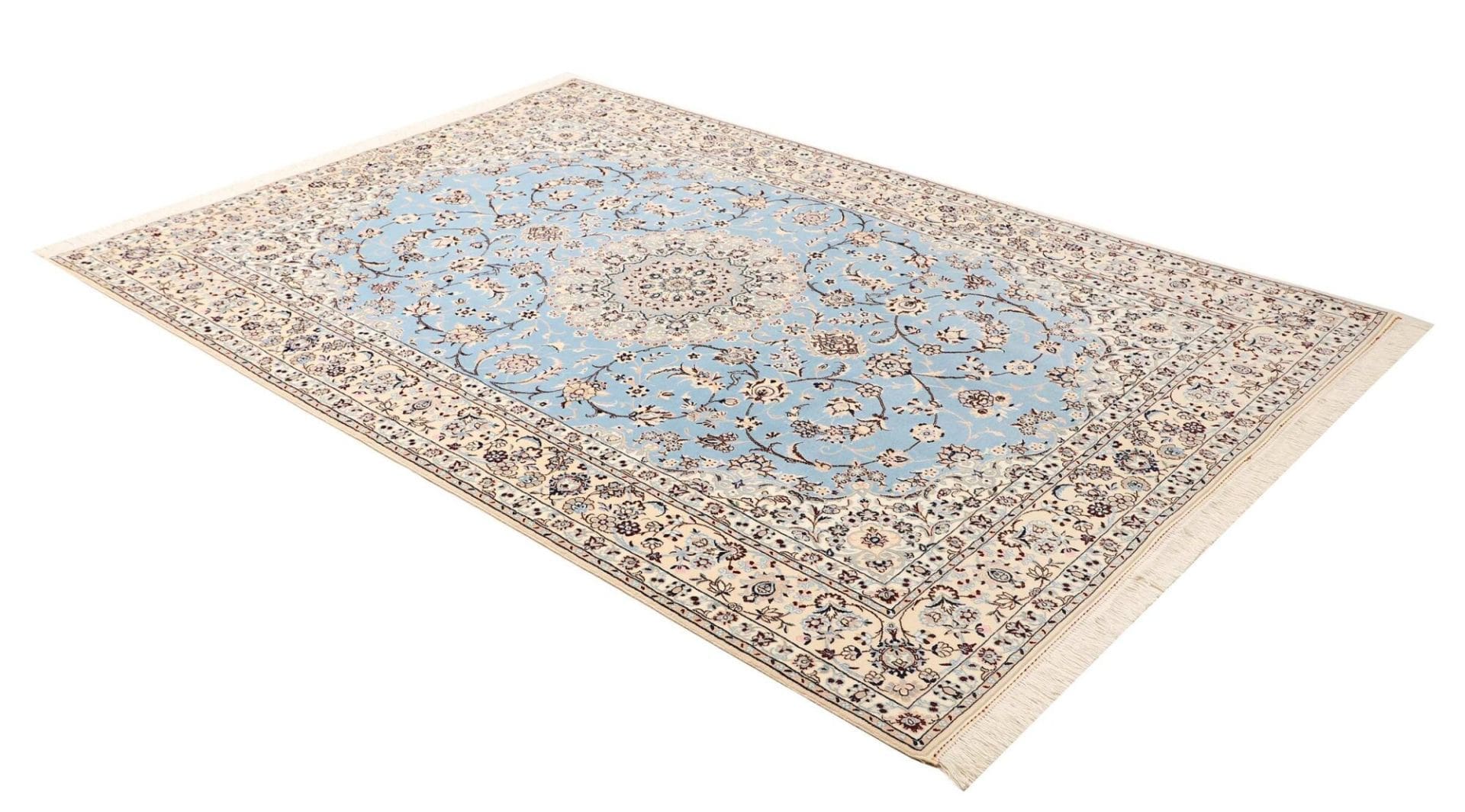 Wool Nain Persian Rug 159 × 235 cm, hand-knotted - Image 3