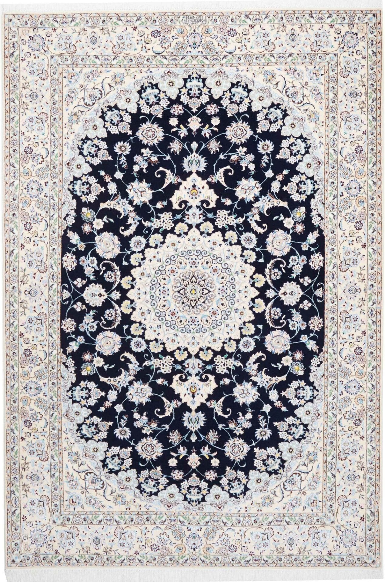 Wool Nain Persian Rug 163 × 235 cm, hand-knotted