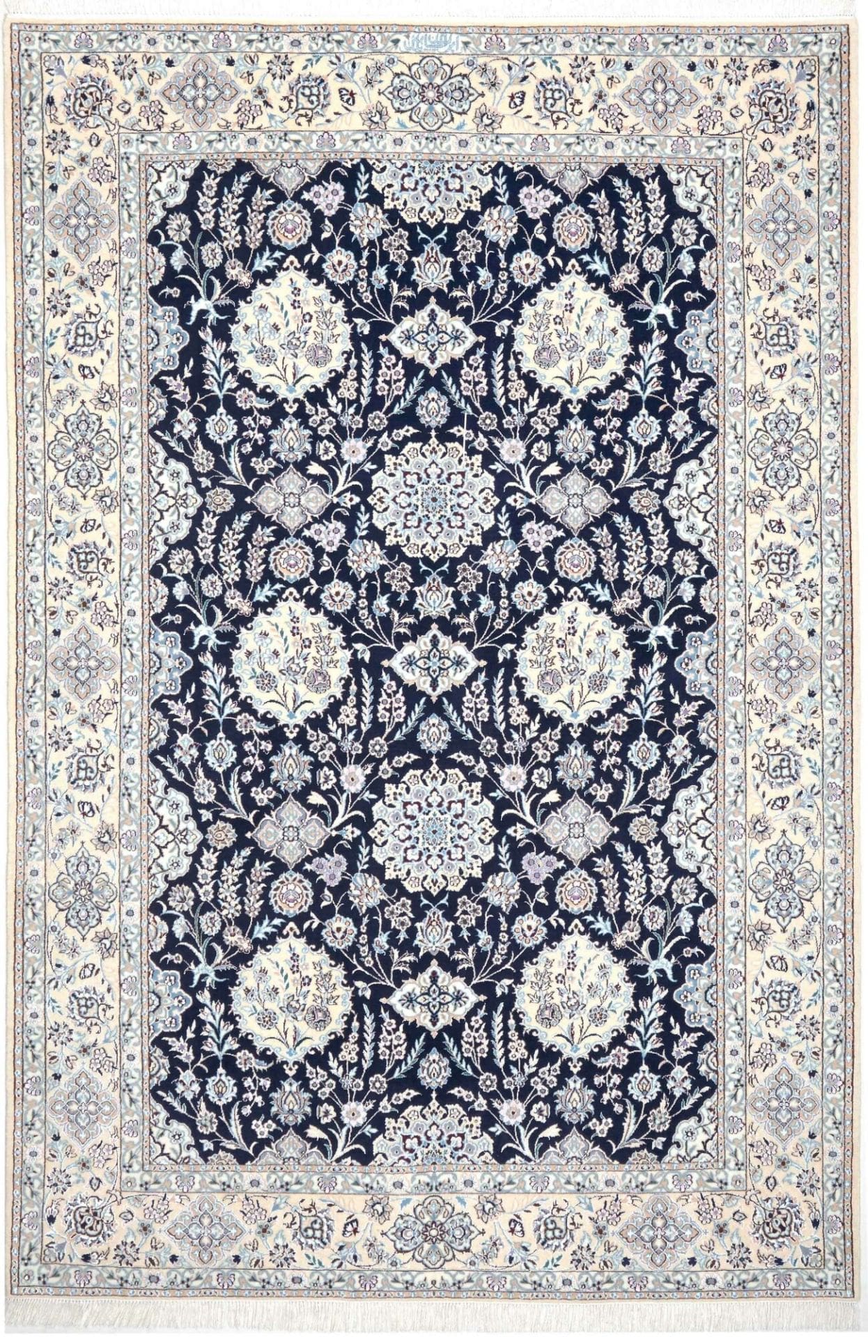 Wool Nain Persian Rug 159 × 235 cm, hand-knotted