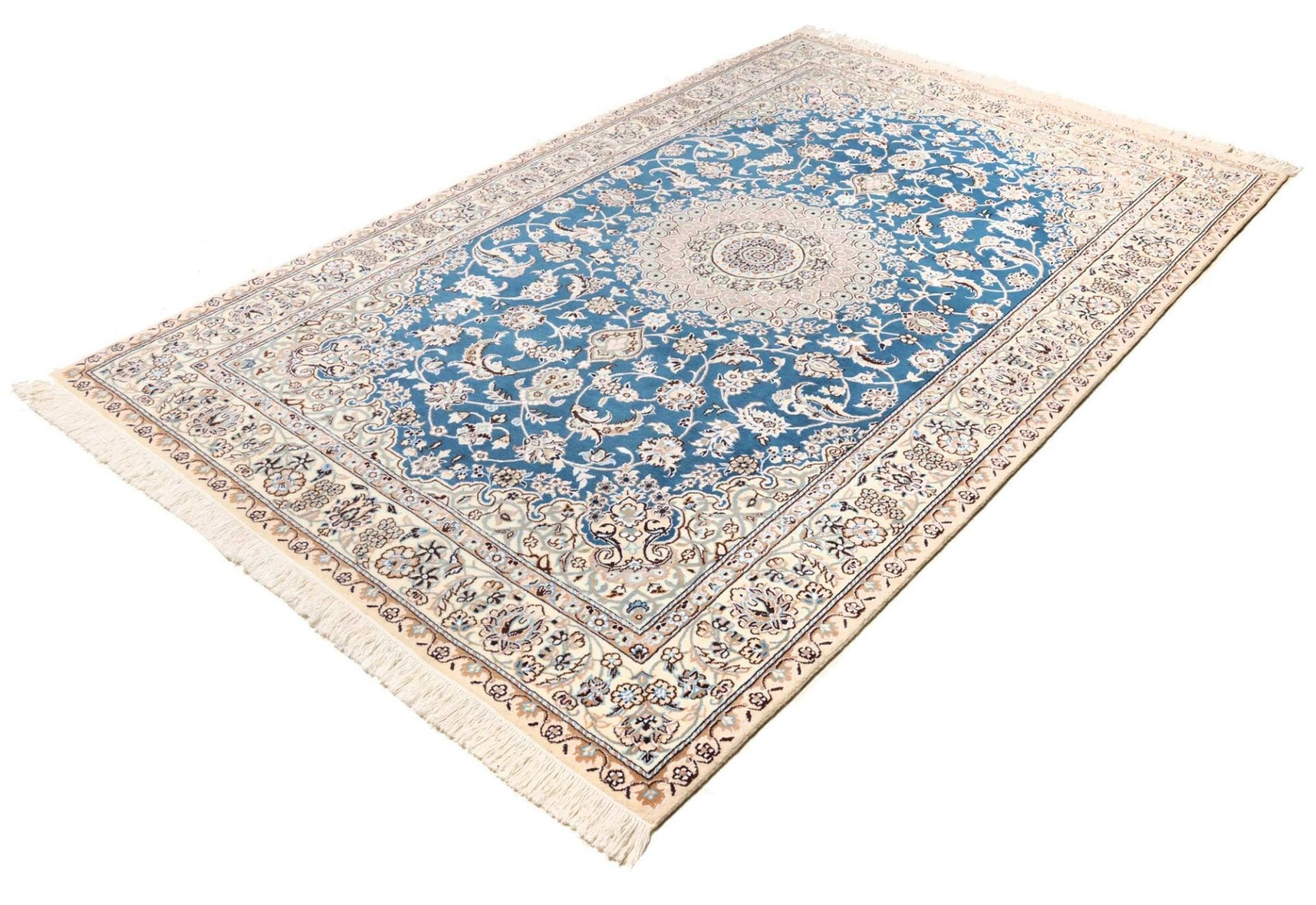 Alternative view of Nain Persian Rug 153 × 235 cm in Wool, hand-knotted