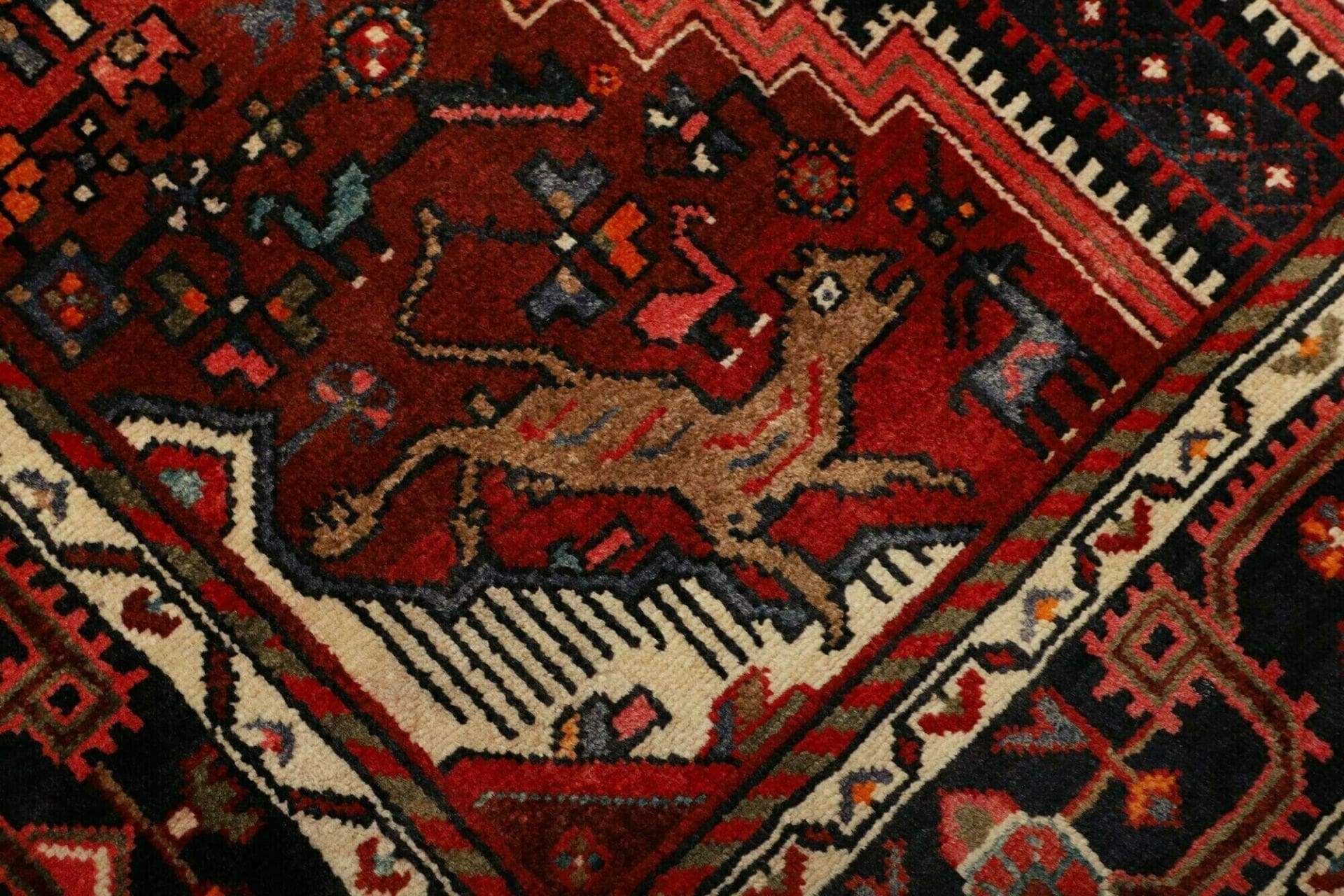Hamadan Persian Rug 143 × 220 cm in Wool, hand-knotted - Image 6