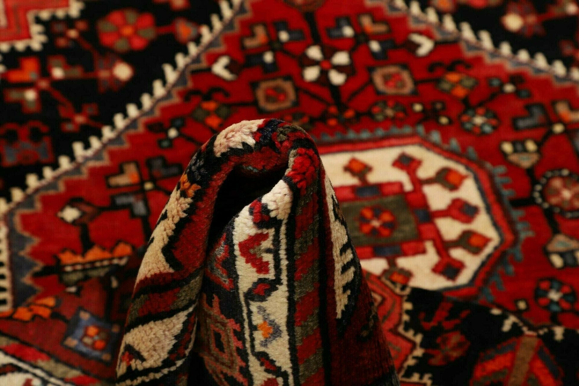 Hamadan Persian Rug 143 × 220 cm in Wool, hand-knotted - Image 9