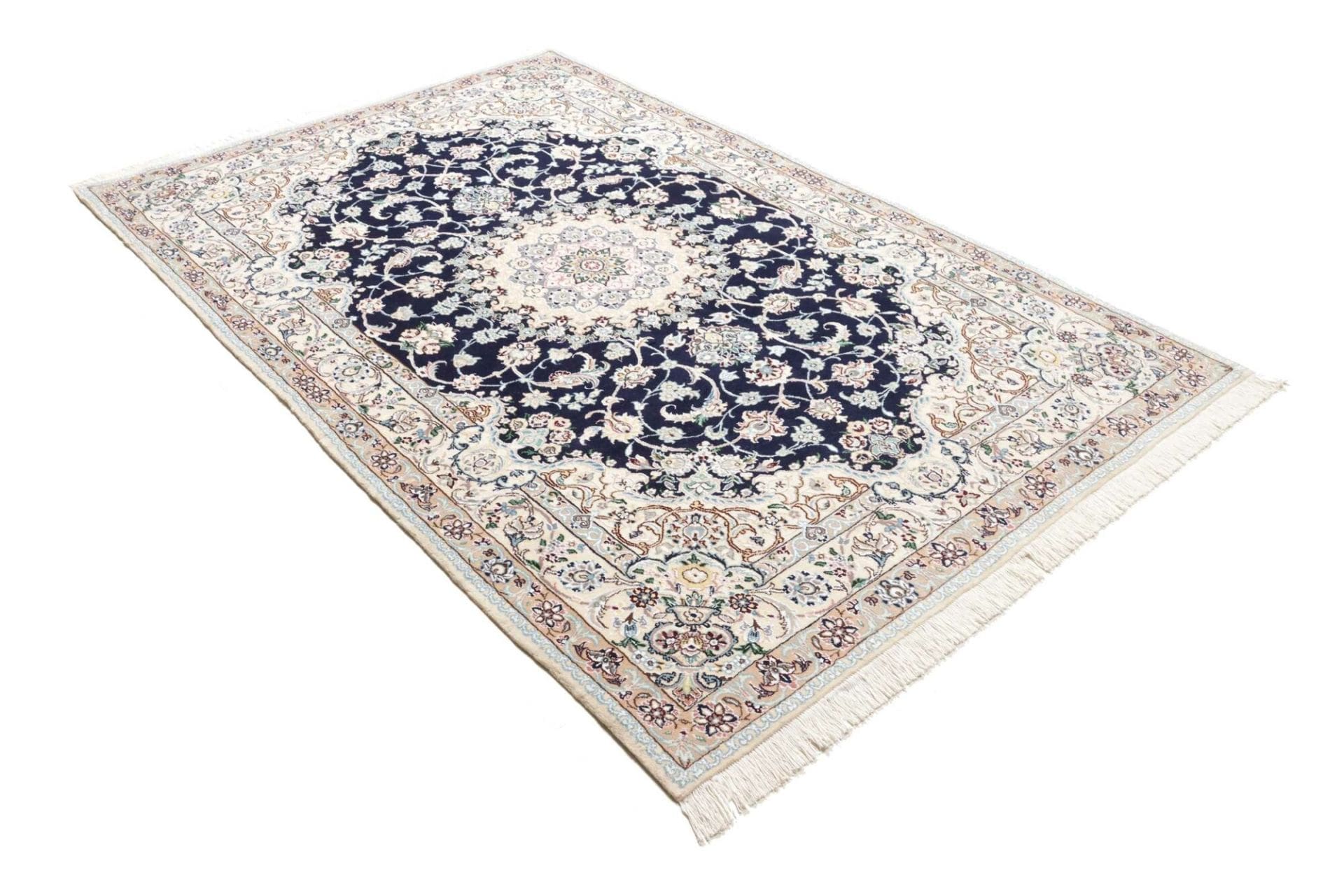 Hand-Knotted Nain Persian Rug, 153 × 235 cm, Wool - Image 3