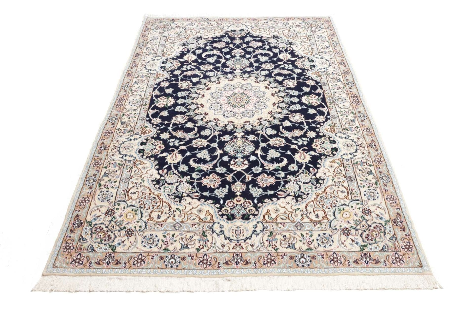 Hand-Knotted Nain Persian Rug, 153 × 235 cm, Wool - Image 4