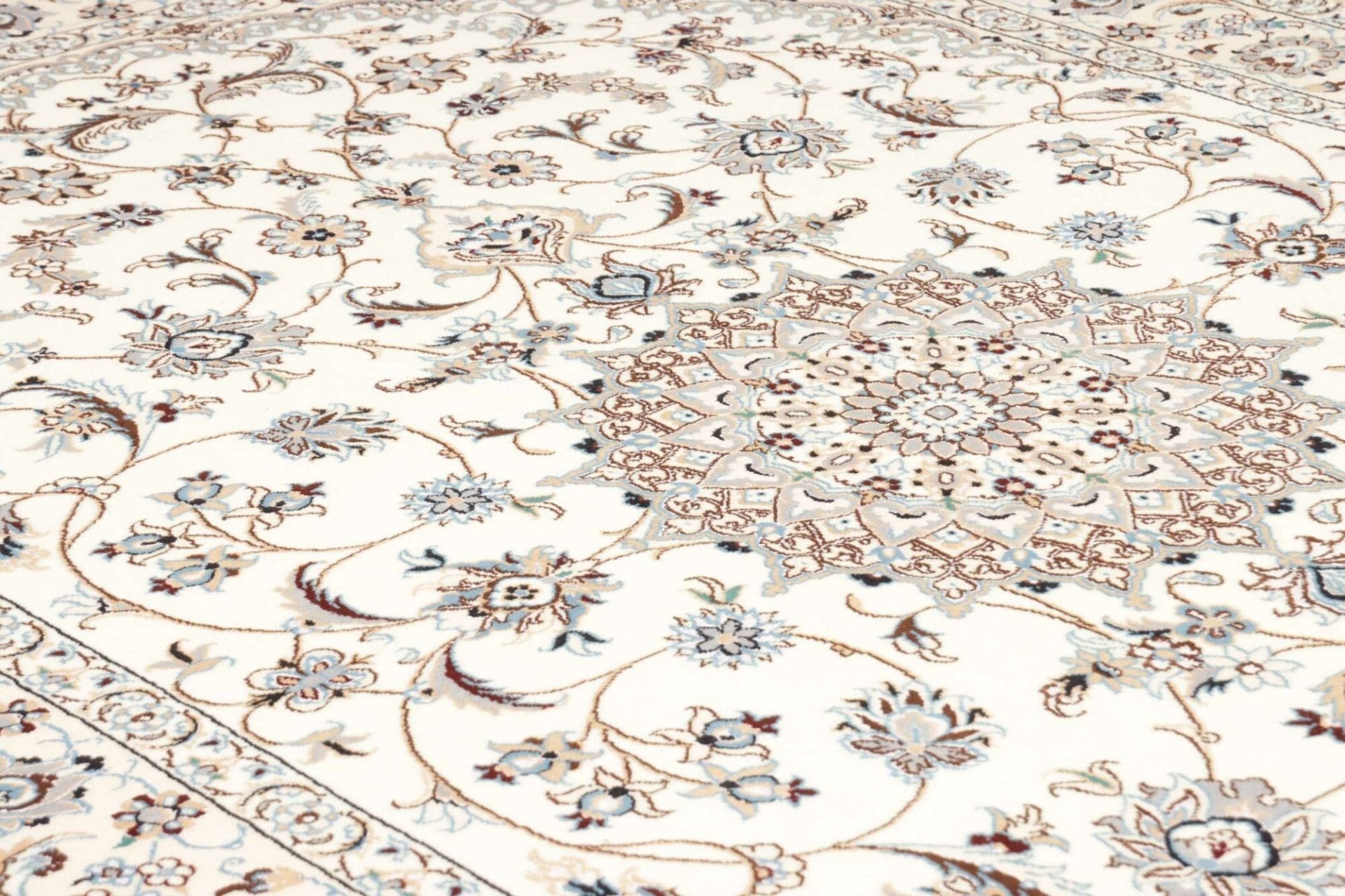 Wool Nain Persian Rug 171 × 272 cm, hand-knotted - Image 8