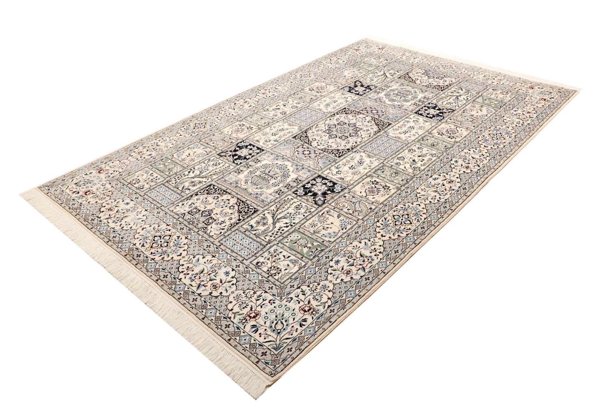 Alternative view of Nain Persian Rug 166 × 257 cm in Wool, hand-knotted