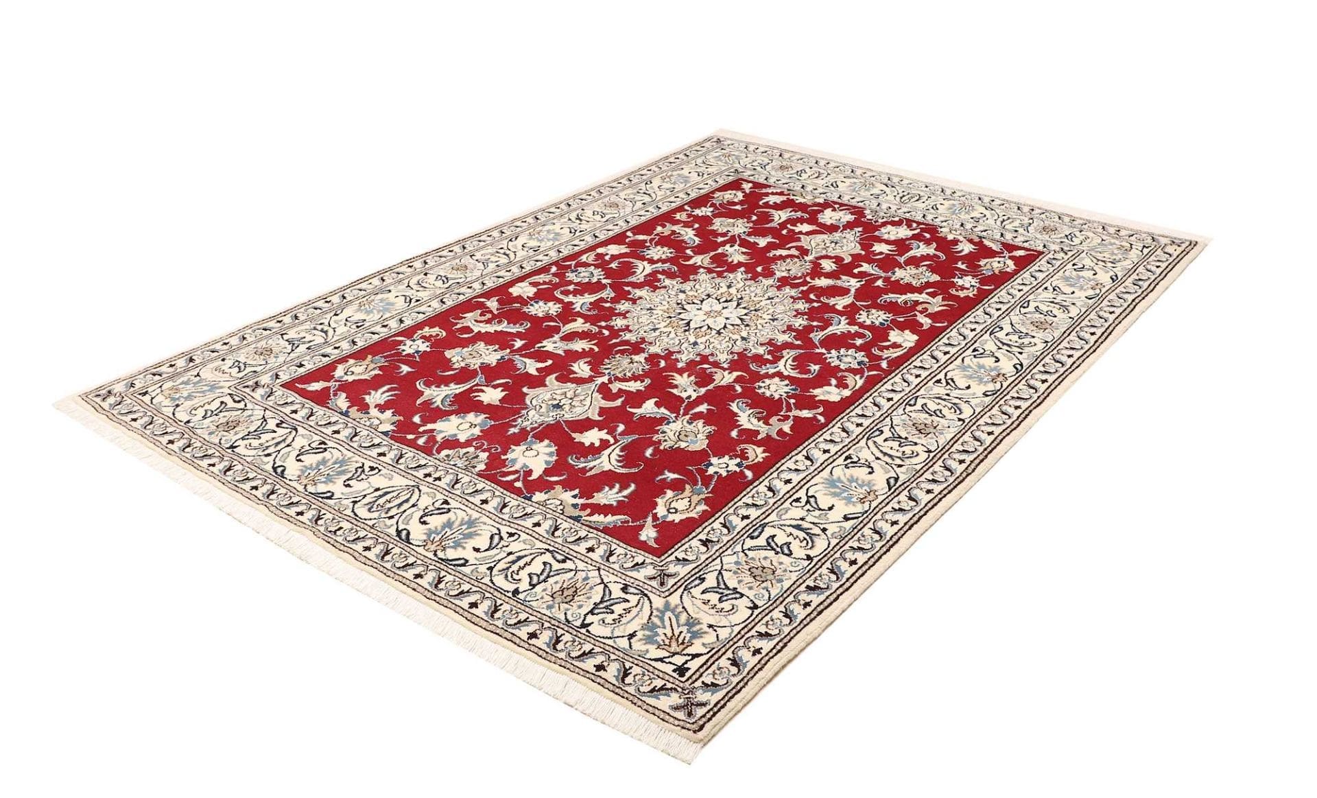 Alternative view of Nain Persian Rug 176 × 245 cm in Wool, hand-knotted