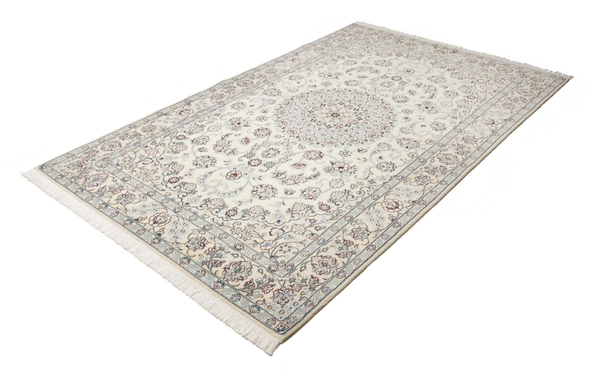 Alternative view of Nain Persian Rug 157 × 242 cm in Wool, hand-knotted