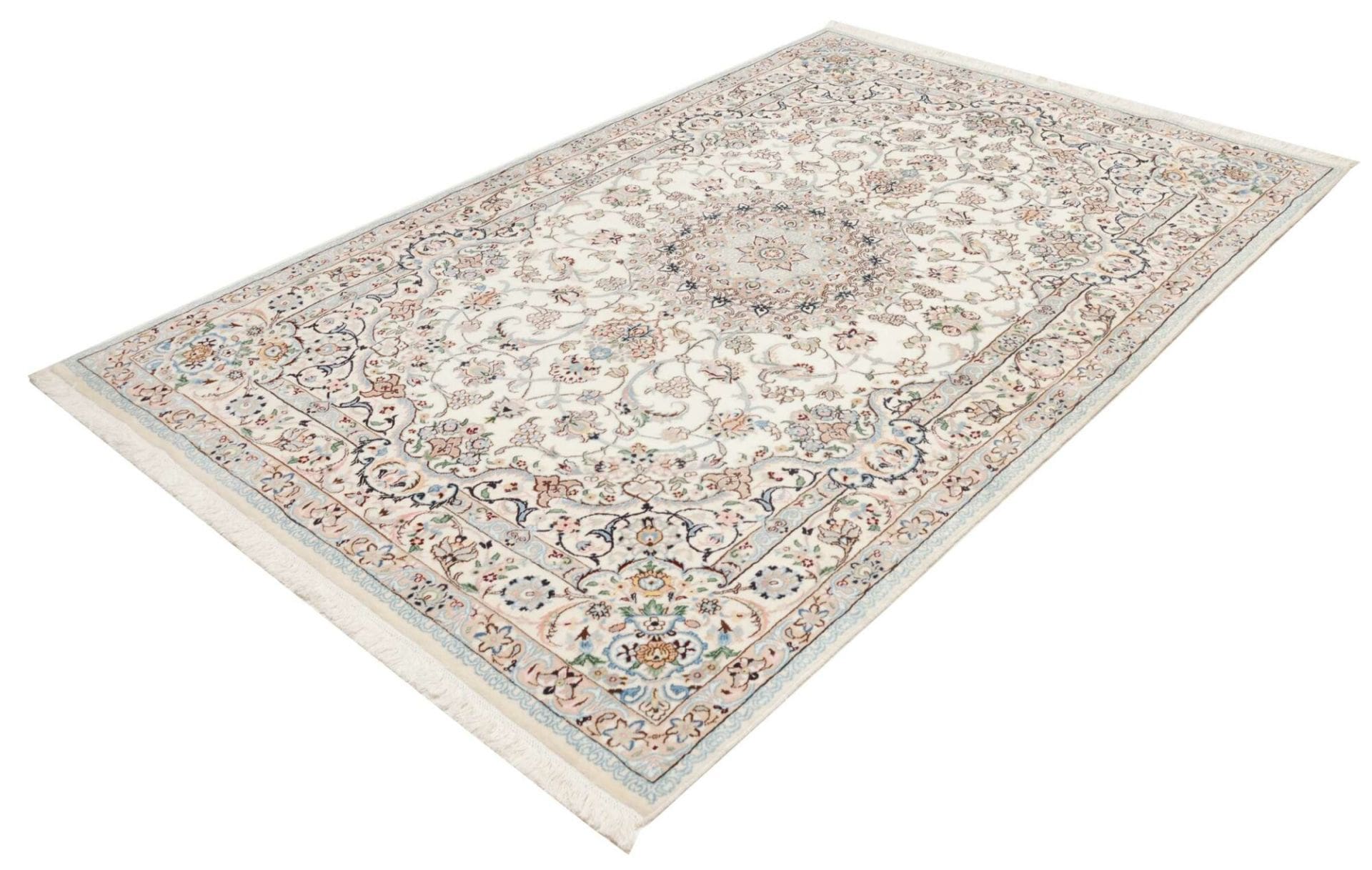 Alternative view of Nain Persian Rug 160 × 247 cm in Wool, hand-knotted