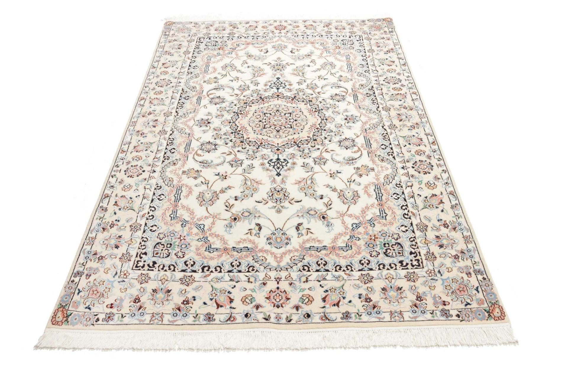 Wool Nain Persian Rug 148 × 225 cm, hand-knotted - Image 4