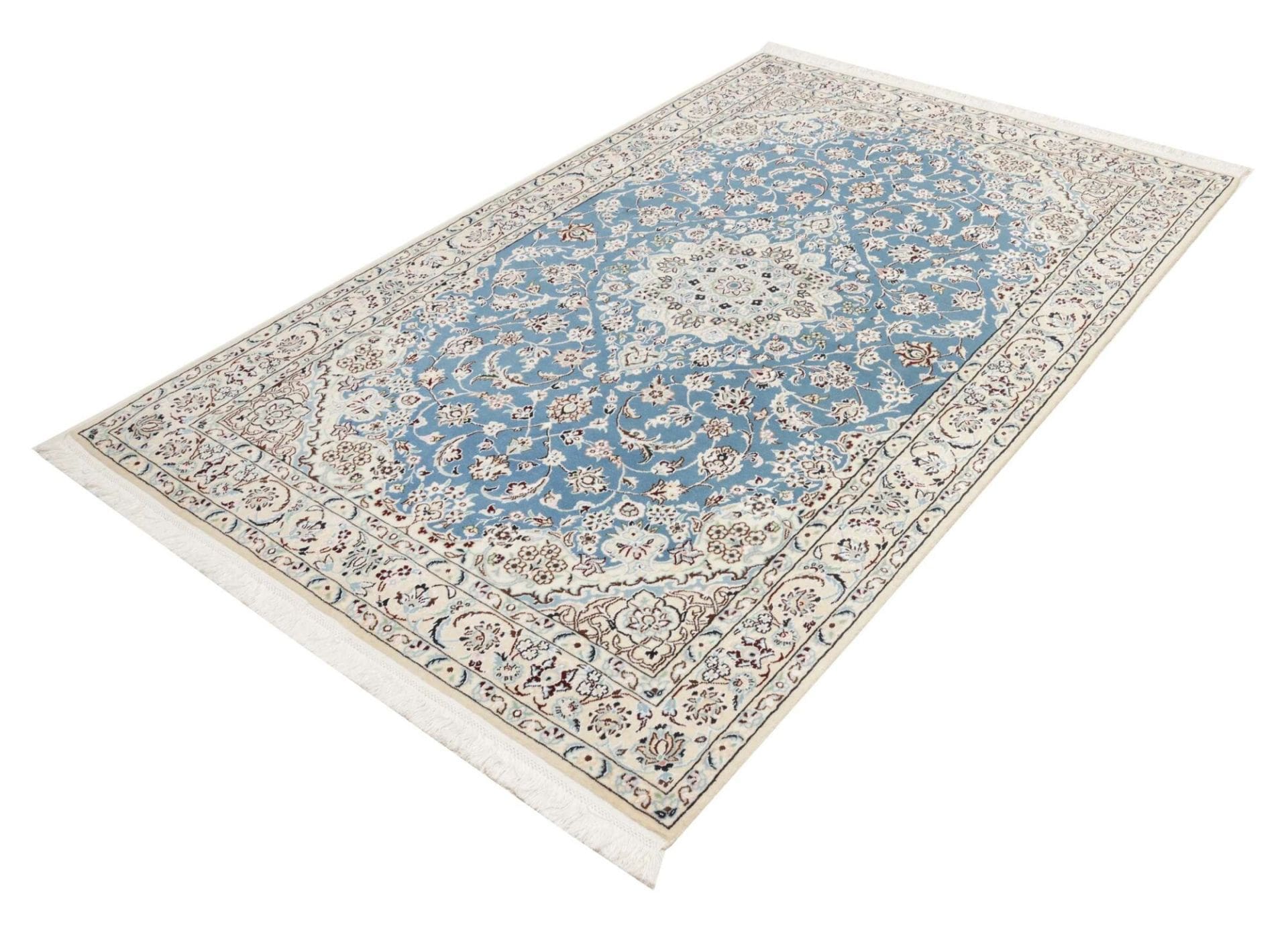 Alternative view of Nain Persian Rug 143 × 220 cm in Wool, hand-knotted