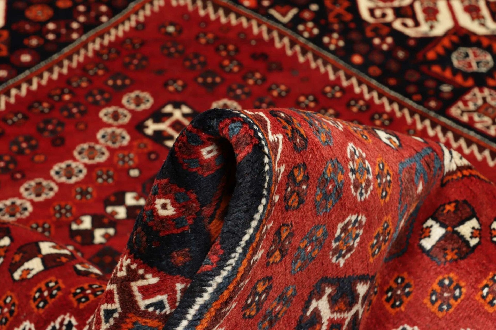 Shiraz Persian Rug 163 × 250 cm in Wool, hand-knotted - Image 9