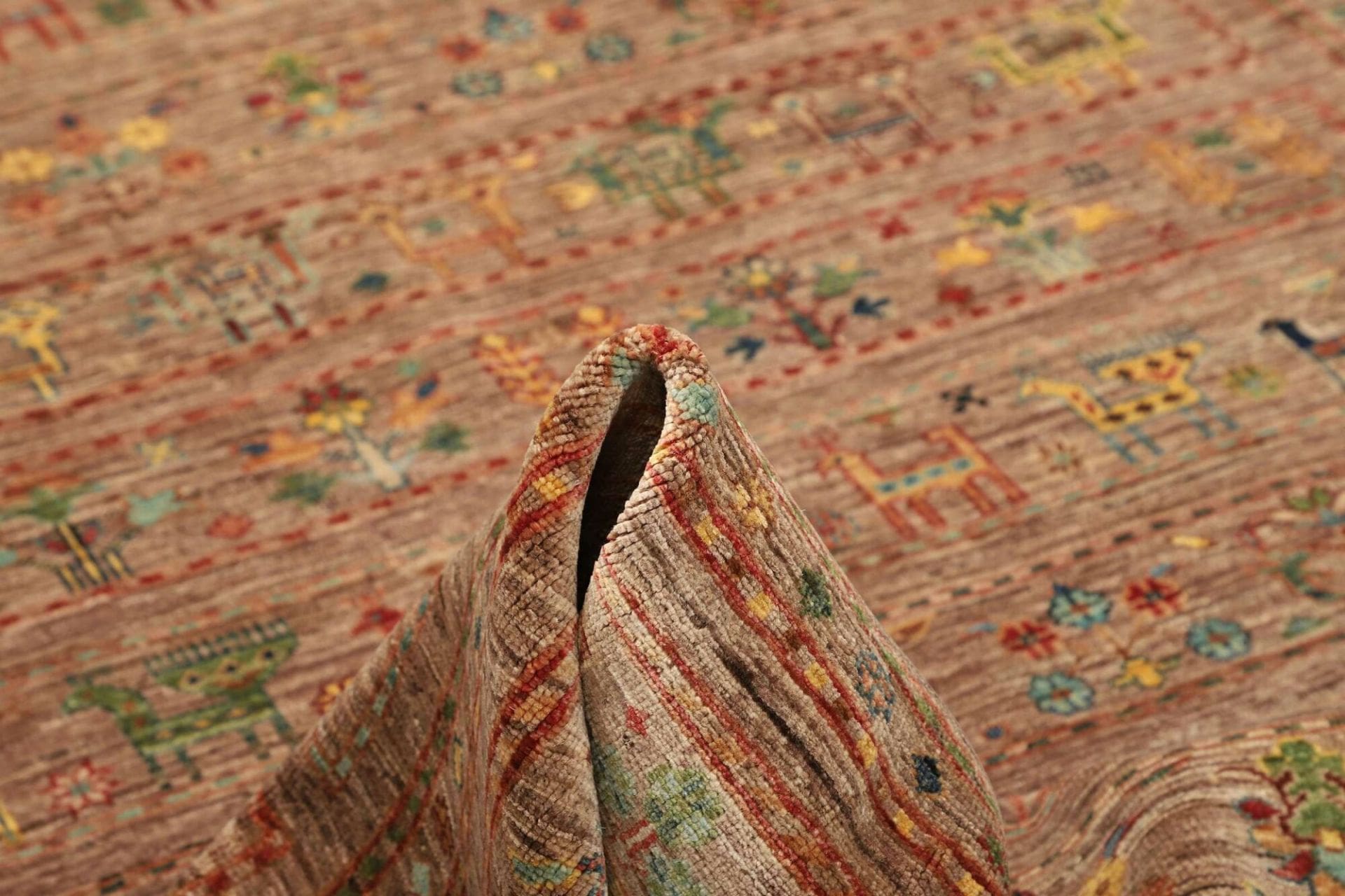 Samarkand Pakistani Rug 176 × 236 cm in Wool, hand-knotted - Image 9