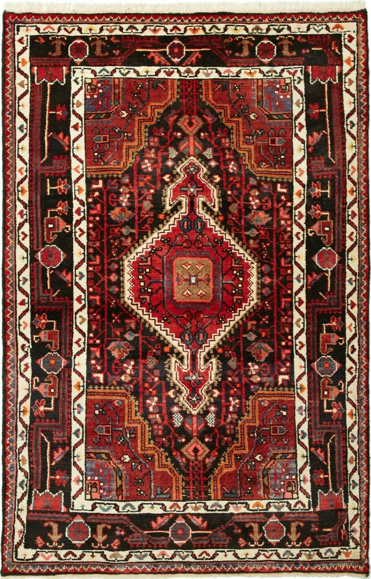 Hamadan Persian Rug 110 × 165 cm in Wool, hand-knotted