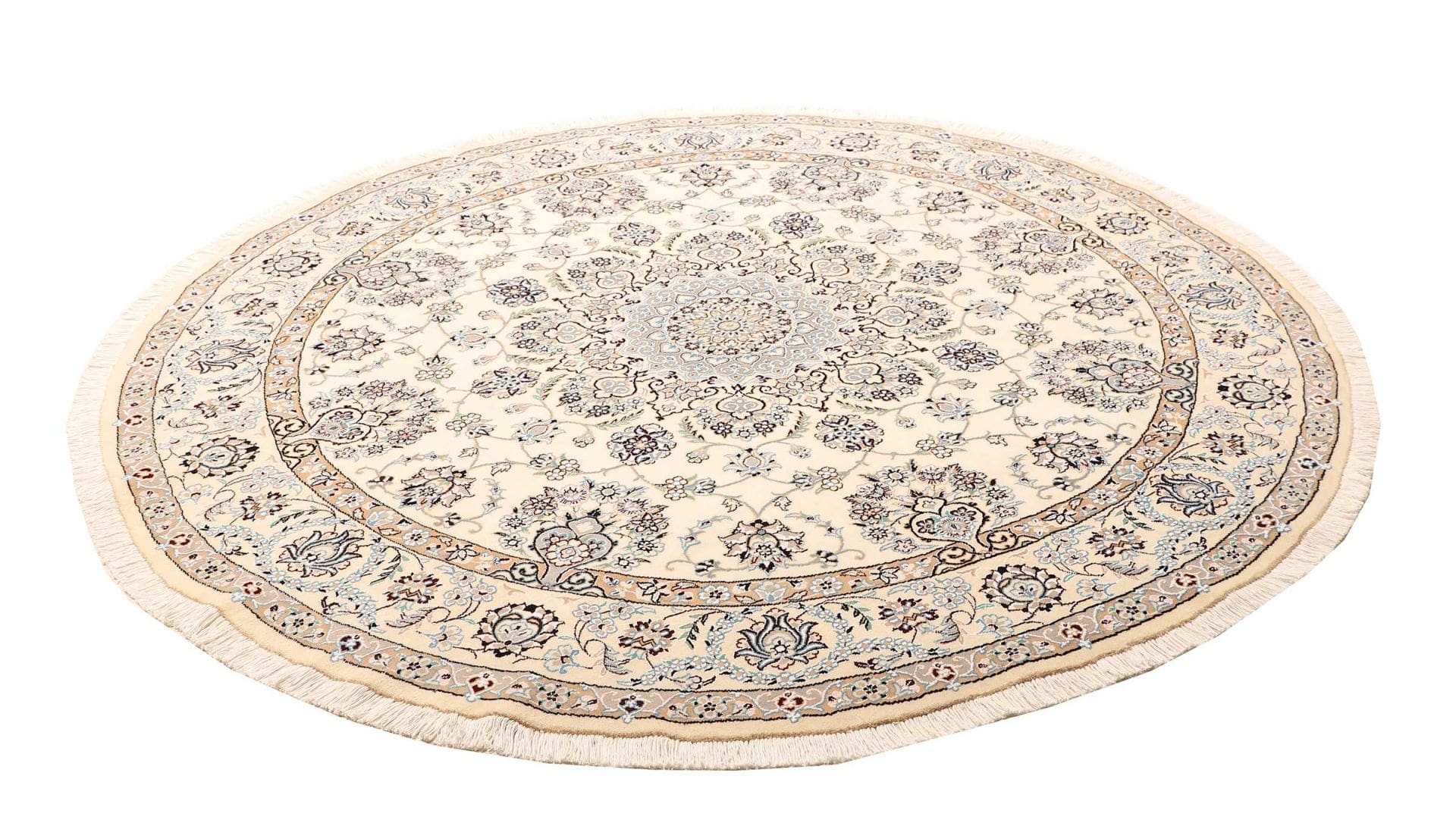 Alternative view of Nain Persian Rug 208 × 205 cm in Wool, hand-knotted