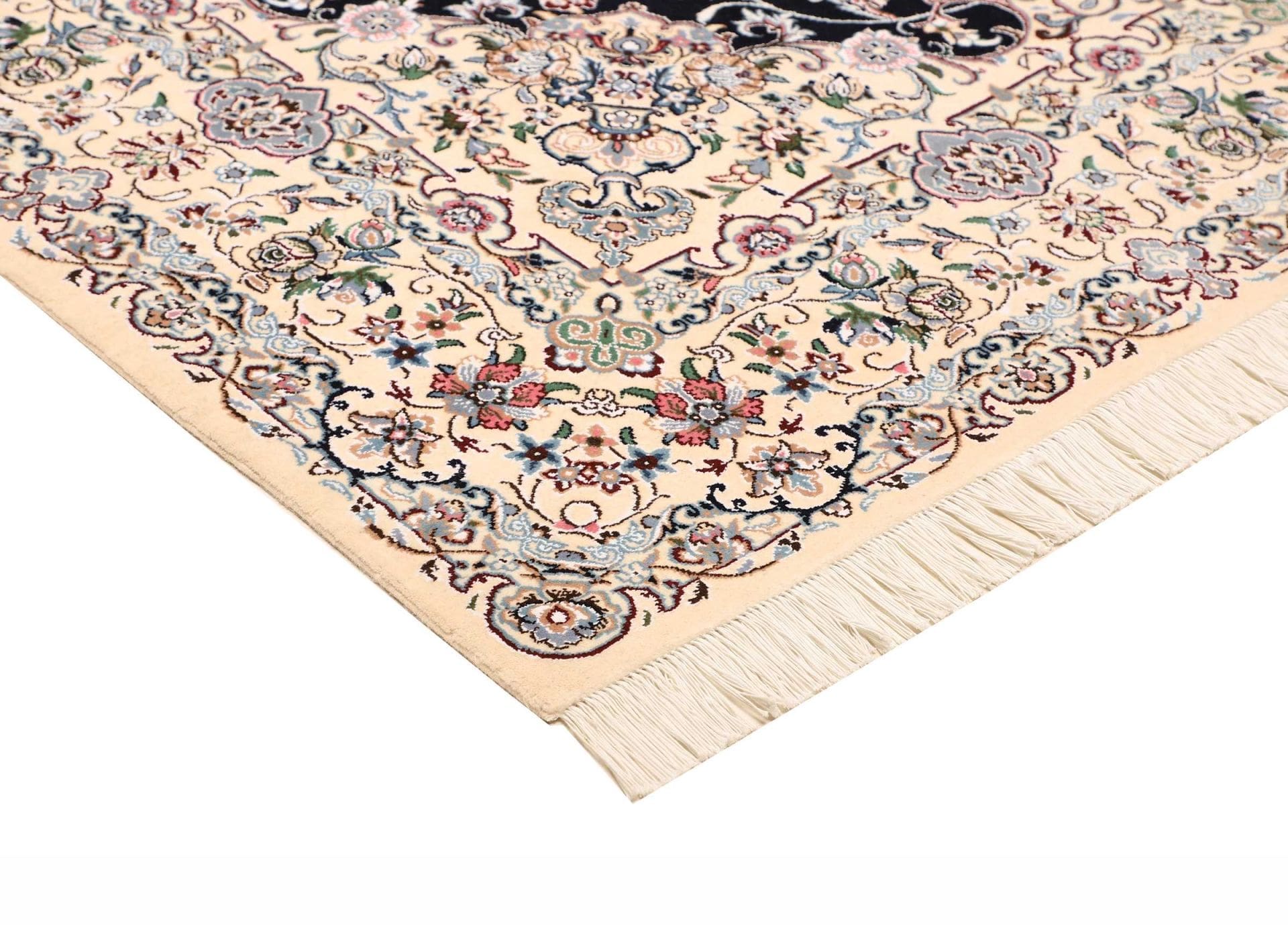 Hand-Knotted Nain Persian Rug, 200 × 207 cm, Wool - Image 5