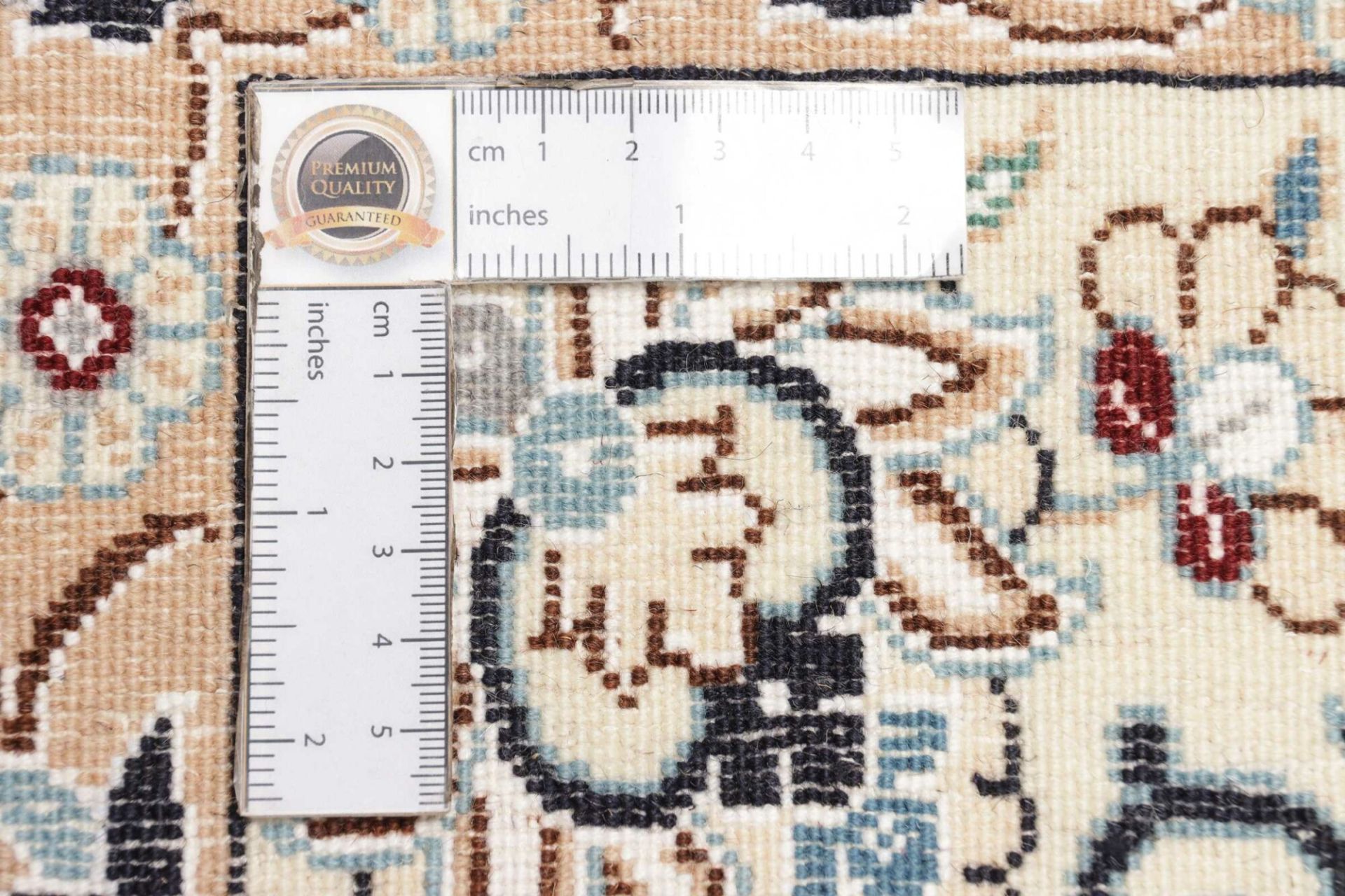 Wool Nain Persian Rug 171 × 272 cm, hand-knotted - Image 12