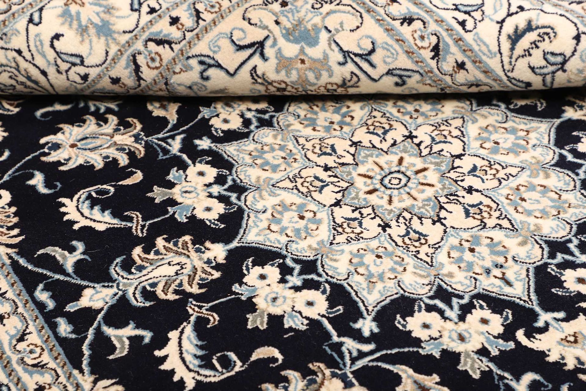 Hand-Knotted Nain Persian Rug, 171 × 255 cm, Wool - Image 11