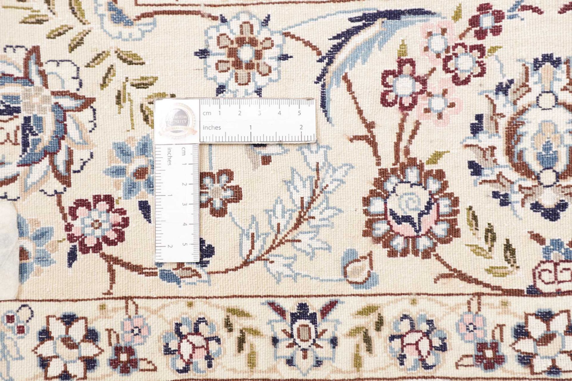Nain Persian Rug 164 × 237 cm in Wool, hand-knotted - Image 12