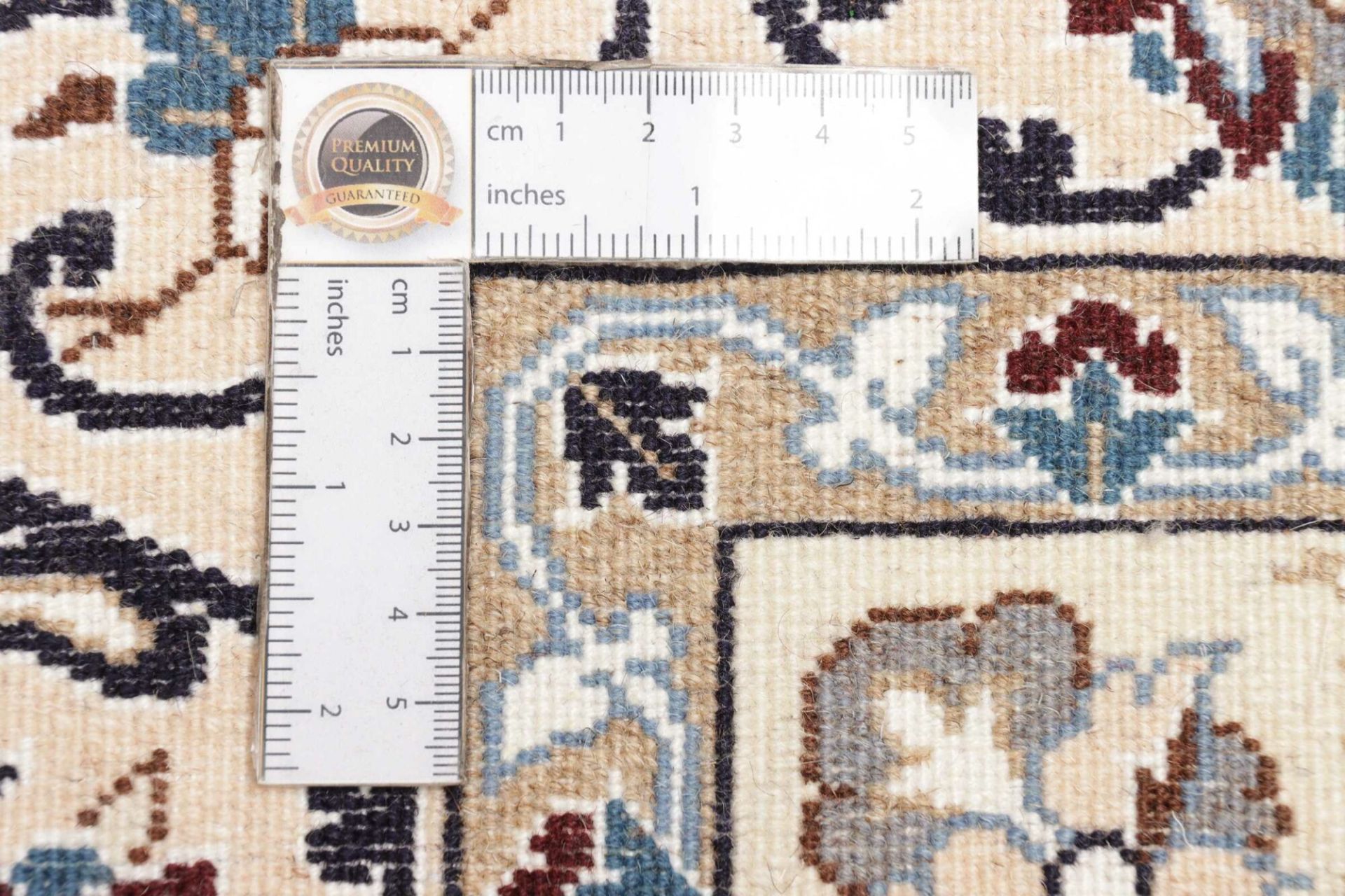 Wool Nain Persian Rug 148 × 222 cm, hand-knotted - Image 12