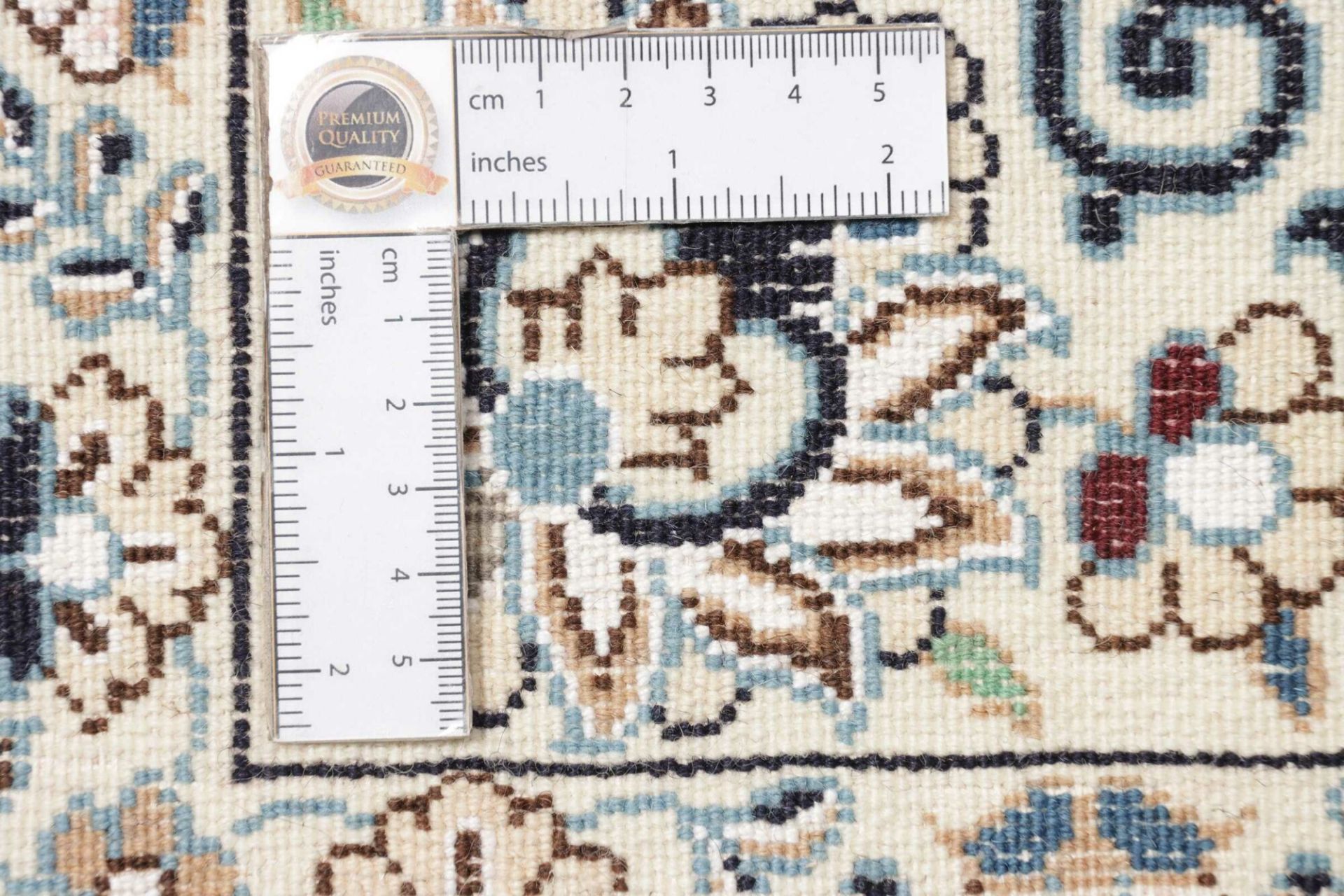 Nain Persian Rug 196 × 312 cm in Wool, hand-knotted - Image 12