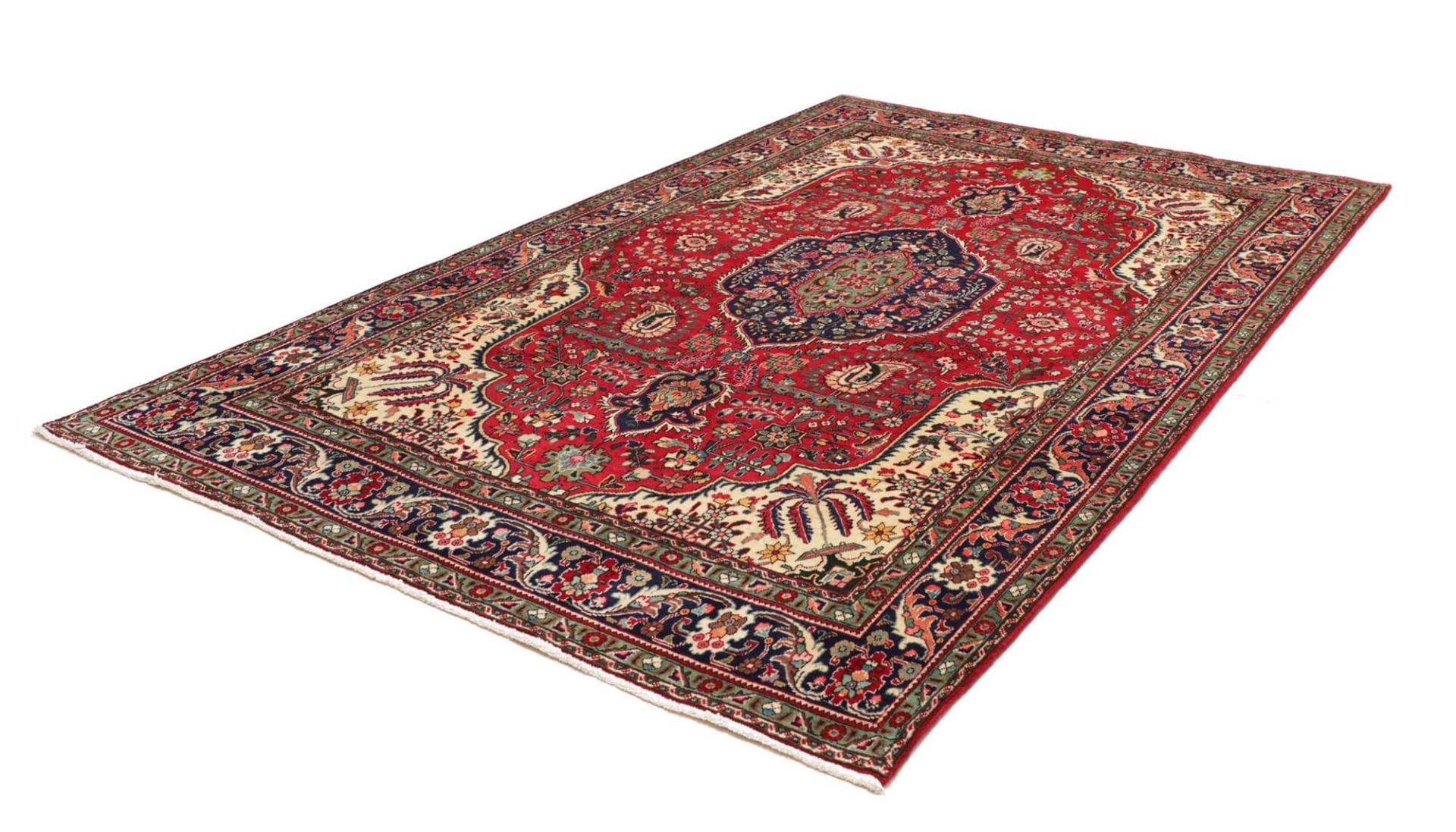 Alternative view of Tabriz Persian Rug 203 × 300 cm in Wool, hand-knotted