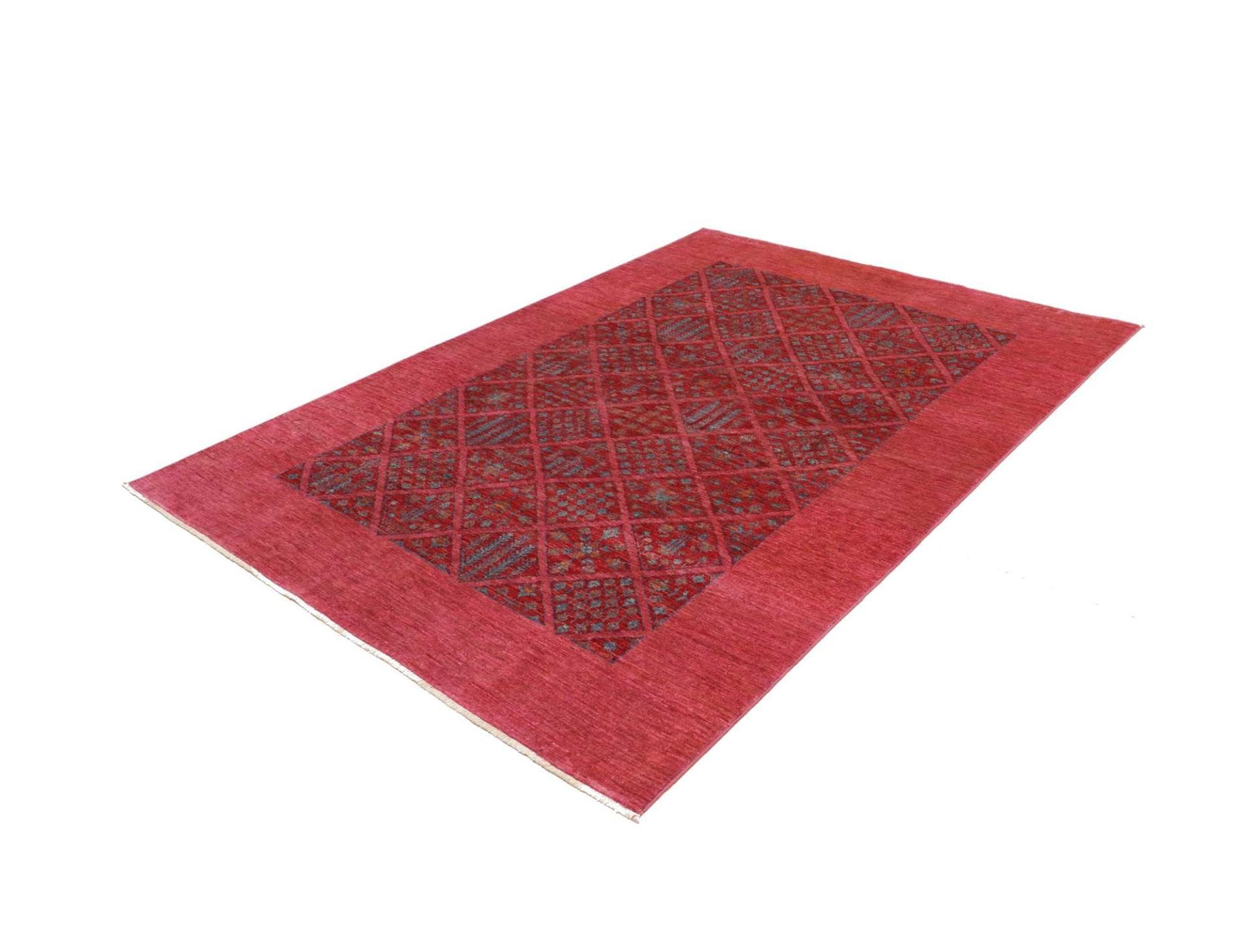 Alternative view of Hand-Knotted Bakhtiari Pakistani Rug, 168 × 226 cm, Wool