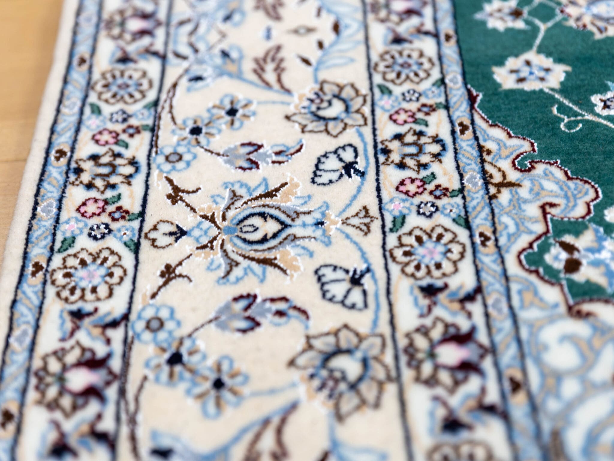 Hand-Knotted Nain Persian Rug, 200 × 150 cm, Wool - Image 8