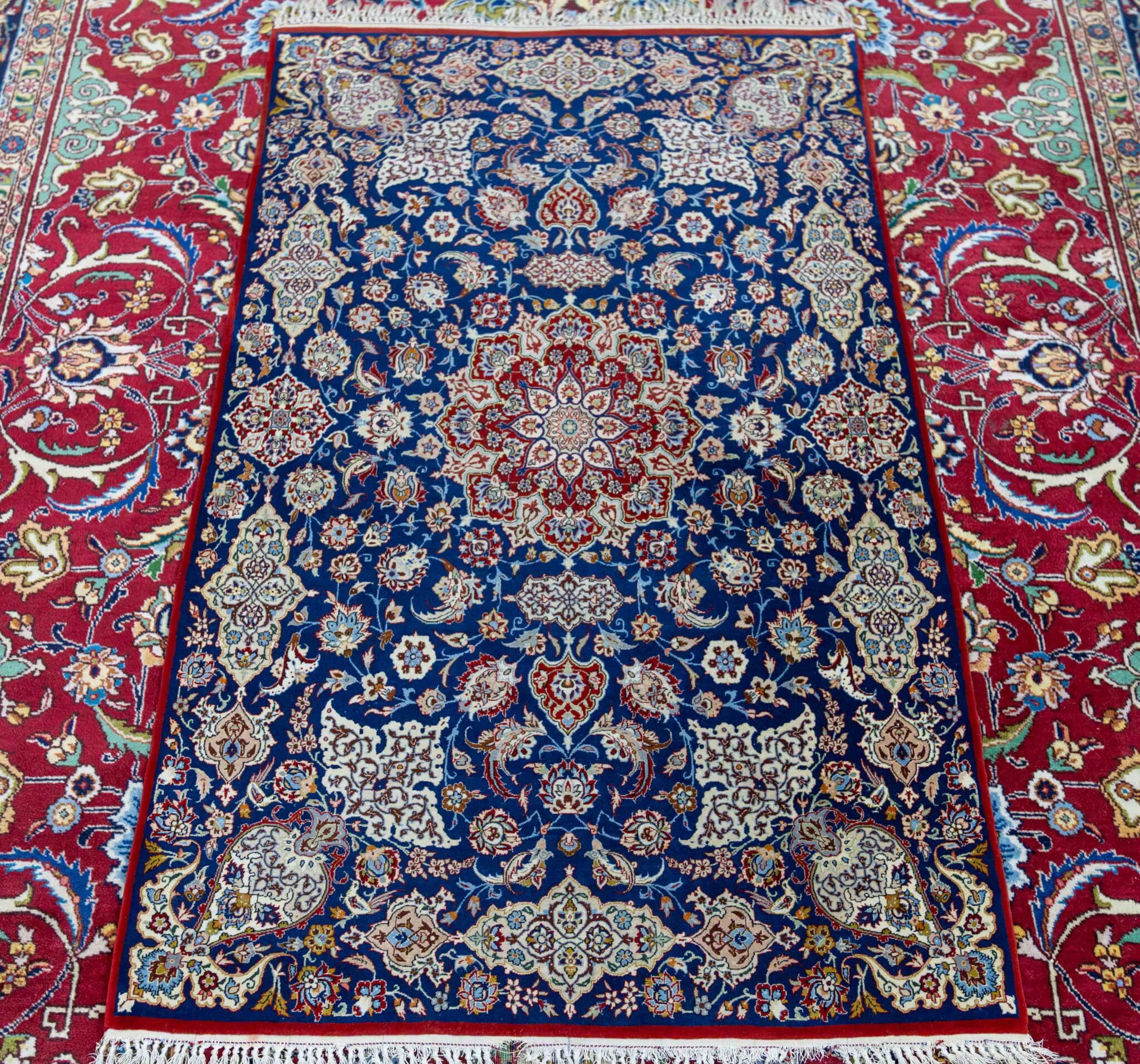 Wool & Silk Isfahan Persian Rug 156 × 102 cm, hand-knotted - Image 8