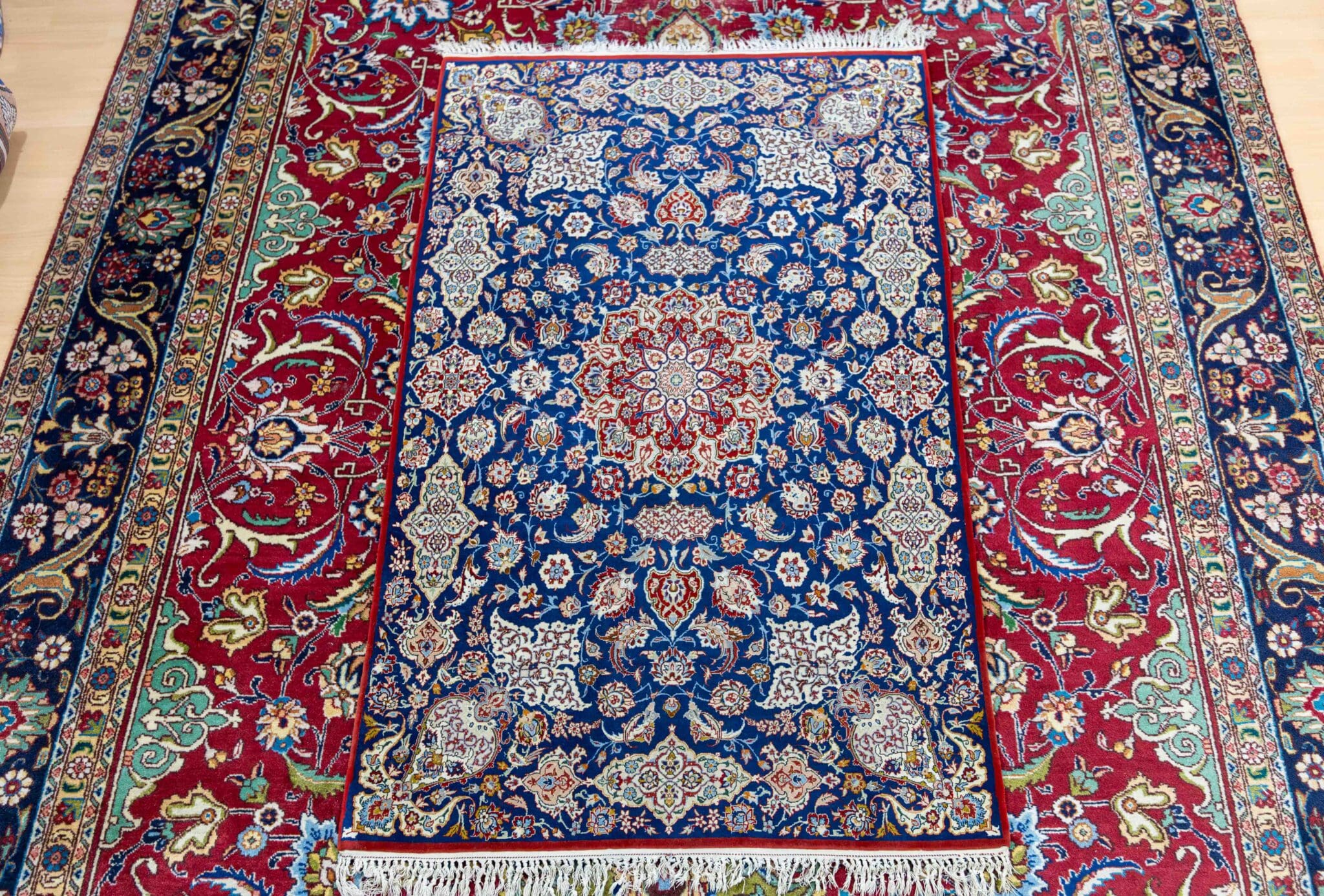 Wool & Silk Isfahan Persian Rug 156 × 102 cm, hand-knotted - Image 5