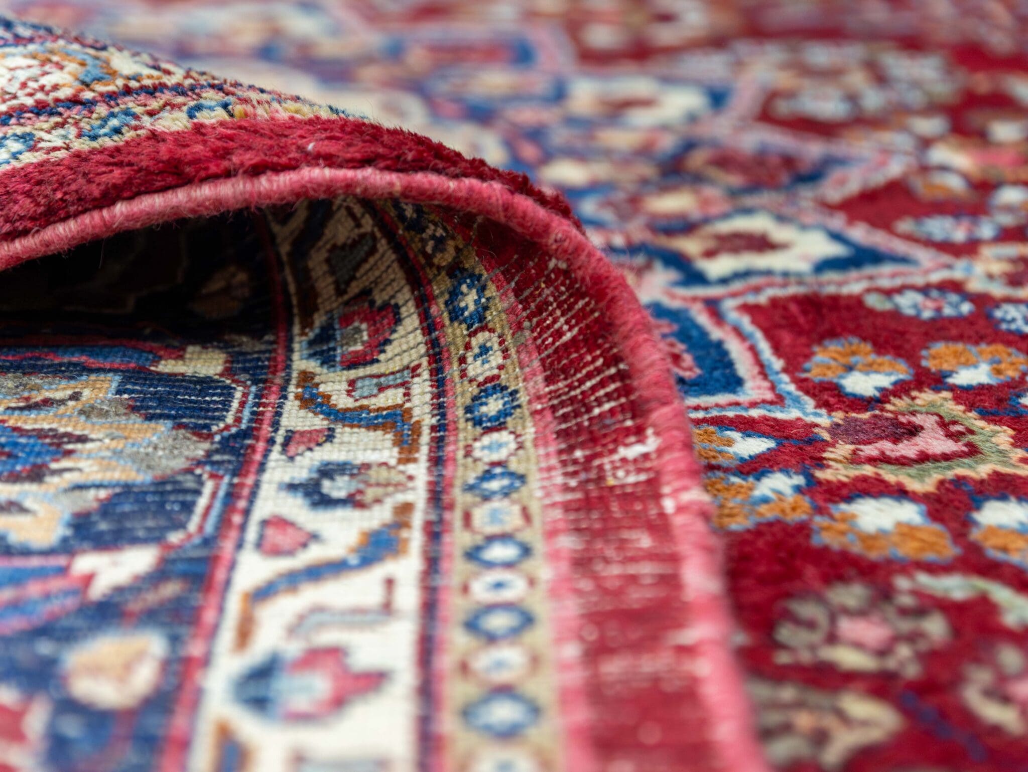 Mashhad Persian Rug 315 × 204 cm in Wool, hand-knotted - Image 5