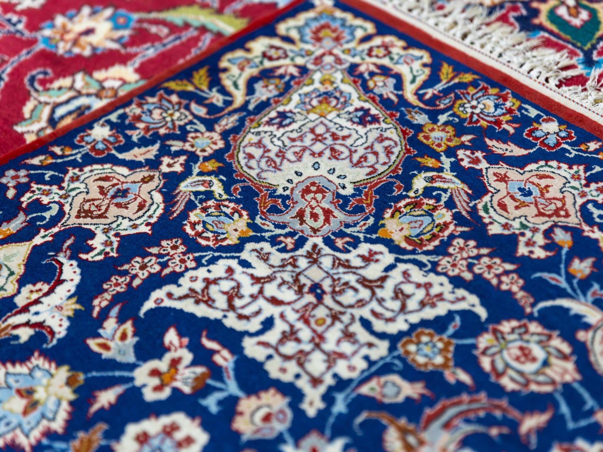 Wool & Silk Isfahan Persian Rug 156 × 102 cm, hand-knotted - Image 22