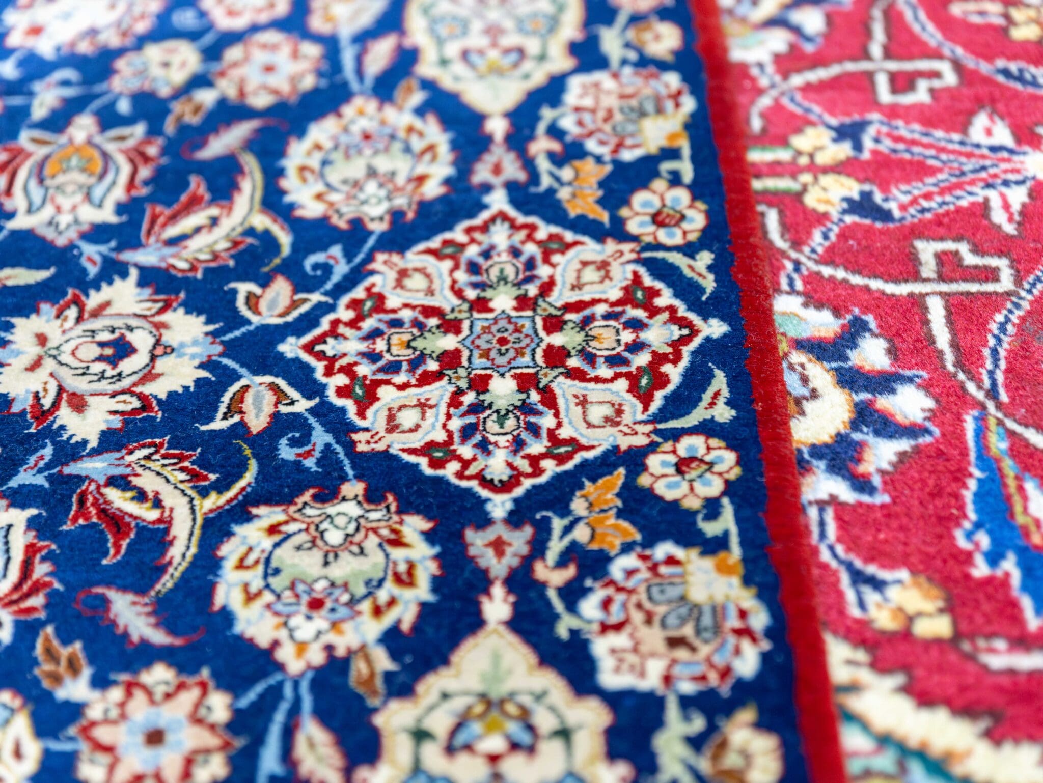 Wool & Silk Isfahan Persian Rug 156 × 102 cm, hand-knotted - Image 18