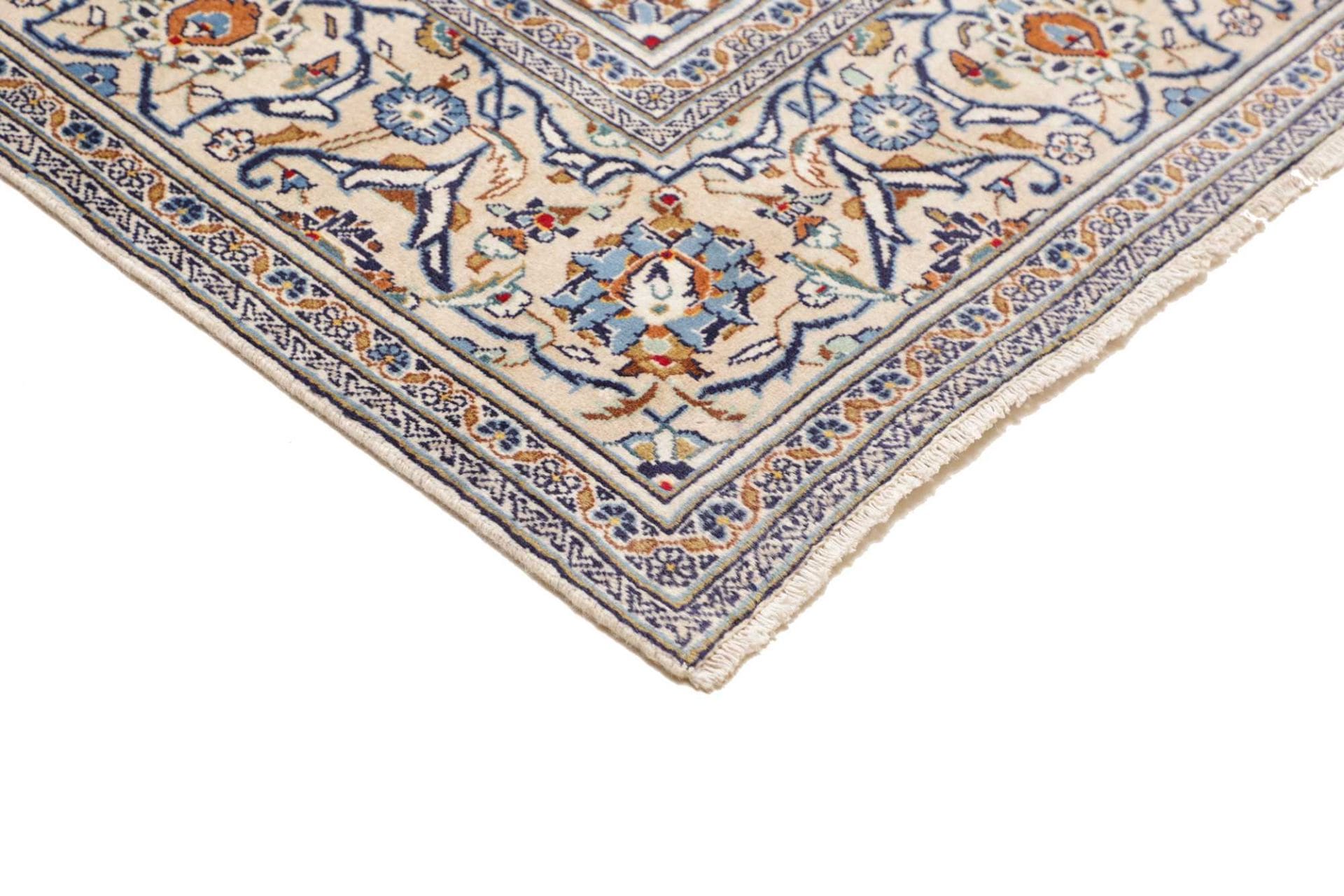 Hand-Knotted Kashan Persian Rug, 203 × 302 cm, Wool - Image 5