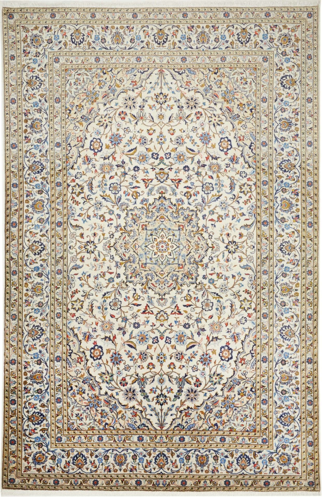Kashan Persian Rug 199 × 302 cm in Wool, hand-knotted