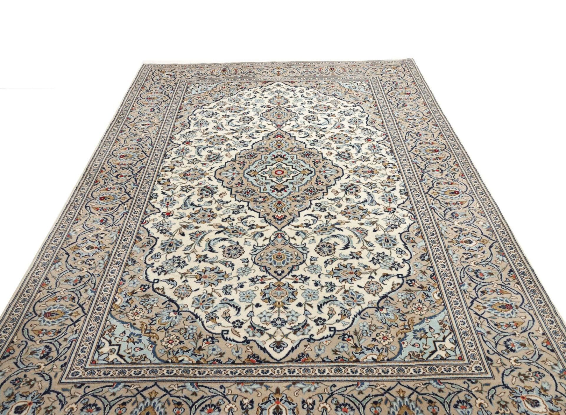 Hand-Knotted Kashan Persian Rug, 203 × 321 cm, Wool - Image 4