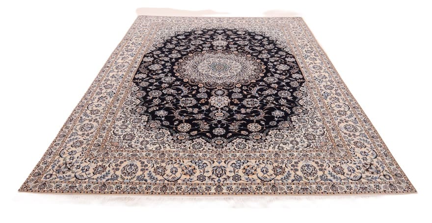 Wool & Silk Nain Persian Rug 363 × 260 cm, hand-knotted - Image 3