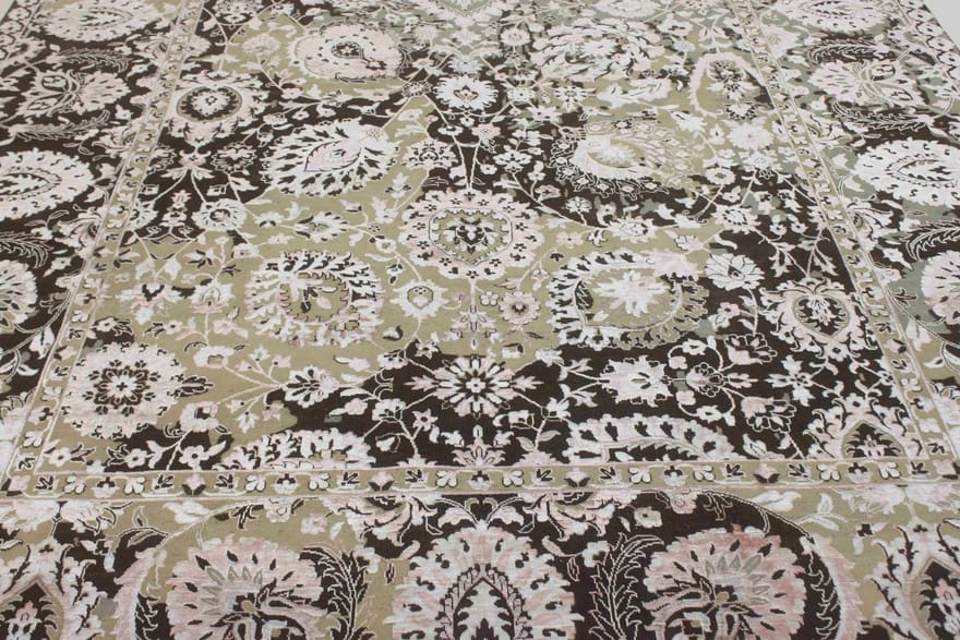 Alternative view of Indian Rug 340 × 250 cm in Wool, hand-knotted