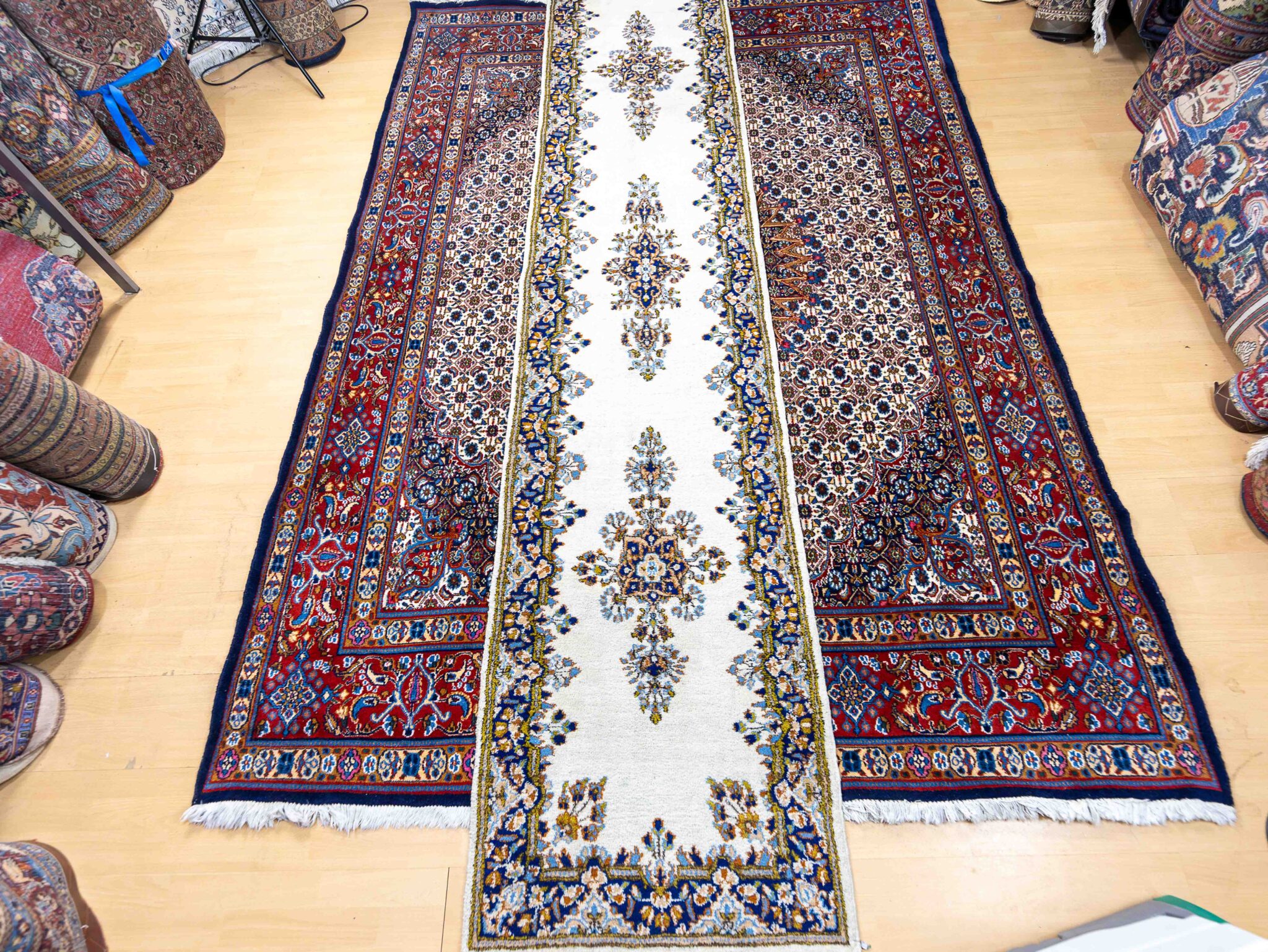 Alternative view of Kerman Persian Rug 340 × 72 cm in Wool, hand-knotted
