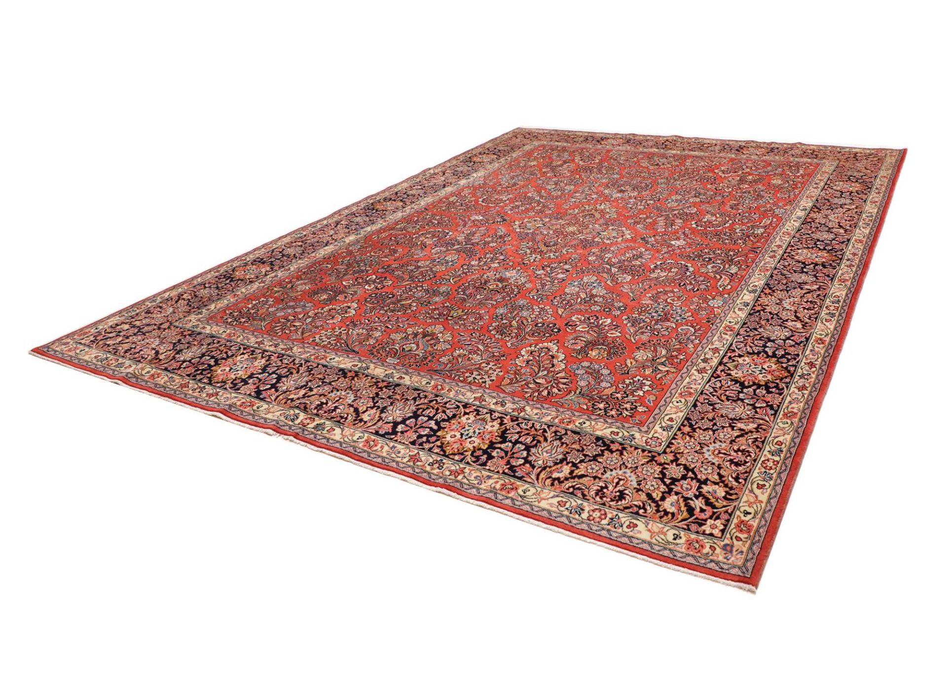 Alternative view of Wool Sarouk Persian Rug 284 × 397 cm, hand-knotted