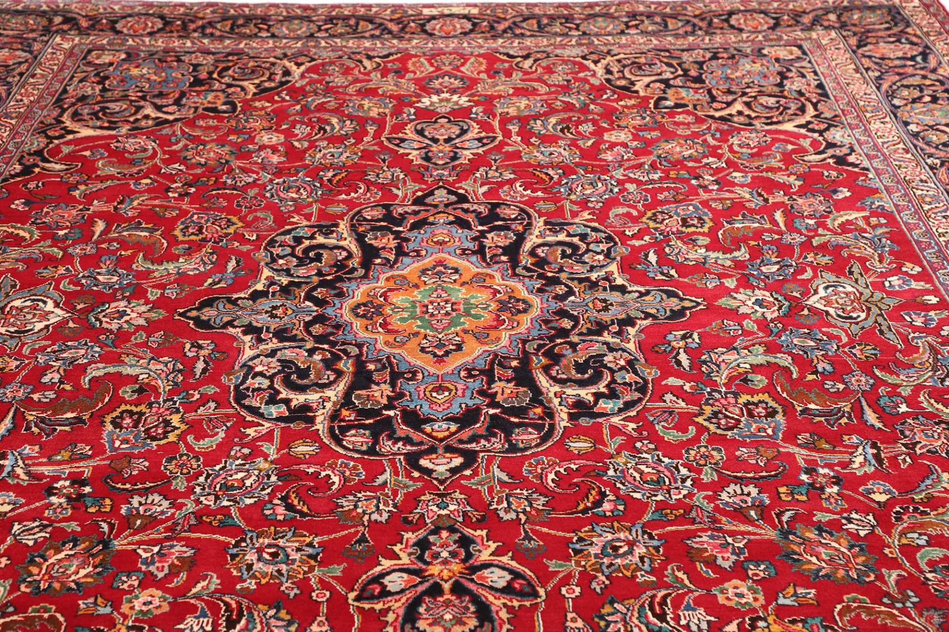 Mashhad Persian Rug 293 × 404 cm in Wool, hand-knotted - Image 8