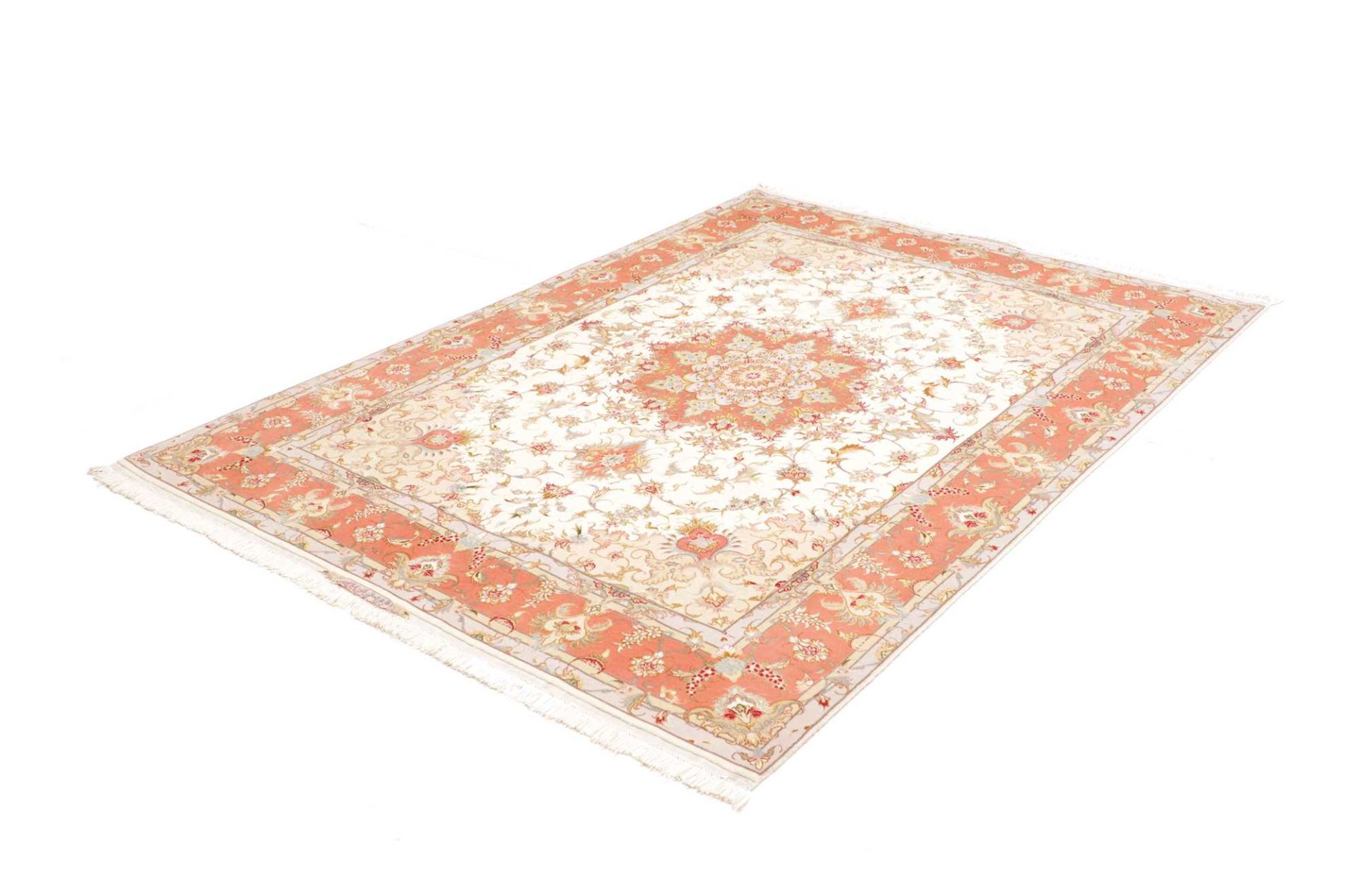 Alternative view of Tabriz Persian Rug 156 × 212 cm in Wool, hand-knotted