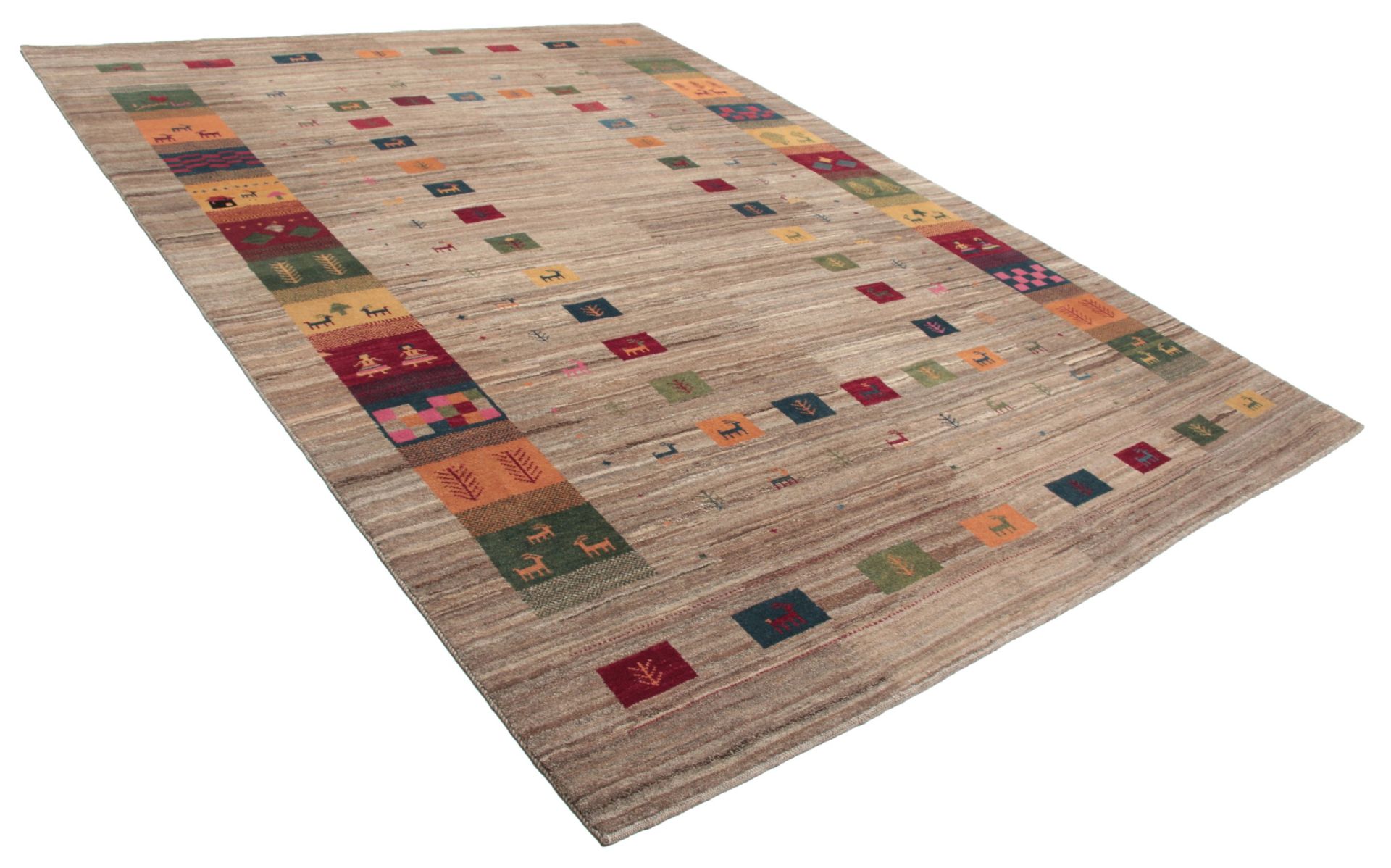 Alternative view of Gabbeh Persian Rug 251 × 341 cm in Wool, hand-knotted