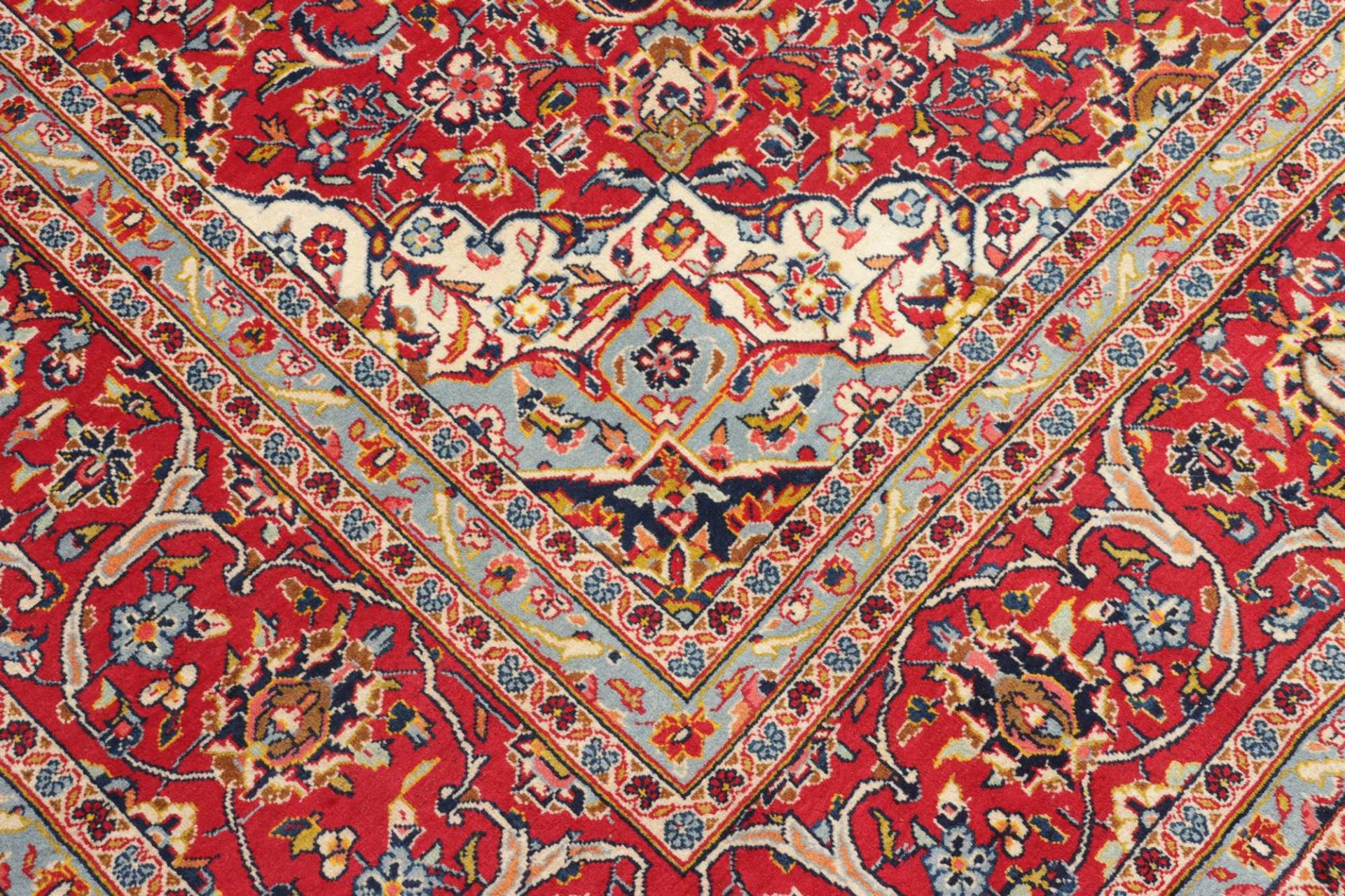 Hand-Knotted Kashan Persian Rug, 251 × 356 cm, Wool - Image 5