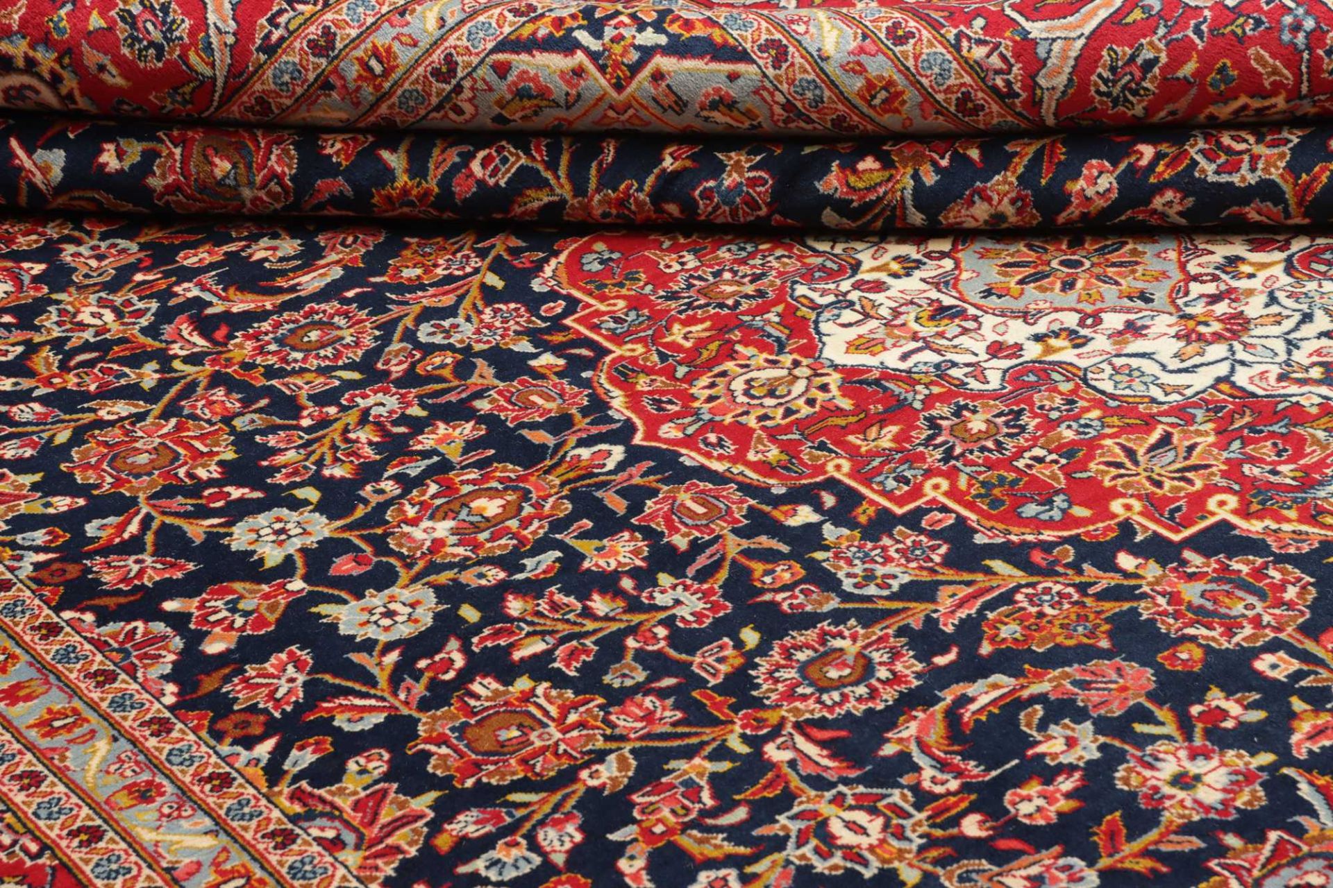 Hand-Knotted Kashan Persian Rug, 251 × 356 cm, Wool - Image 9