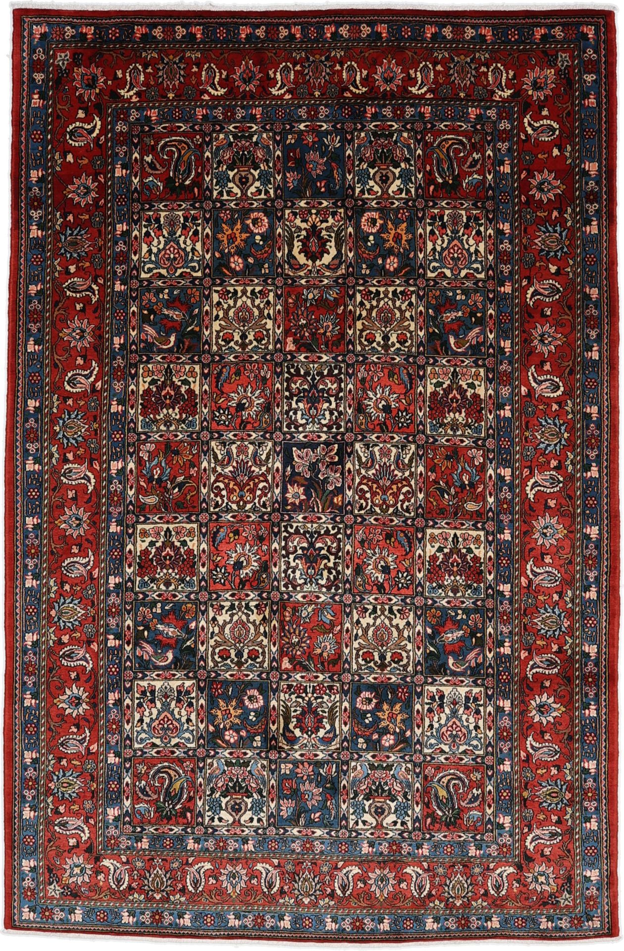 Hand-Knotted Bakhtiari Persian Rug, 205 × 312 cm, Wool