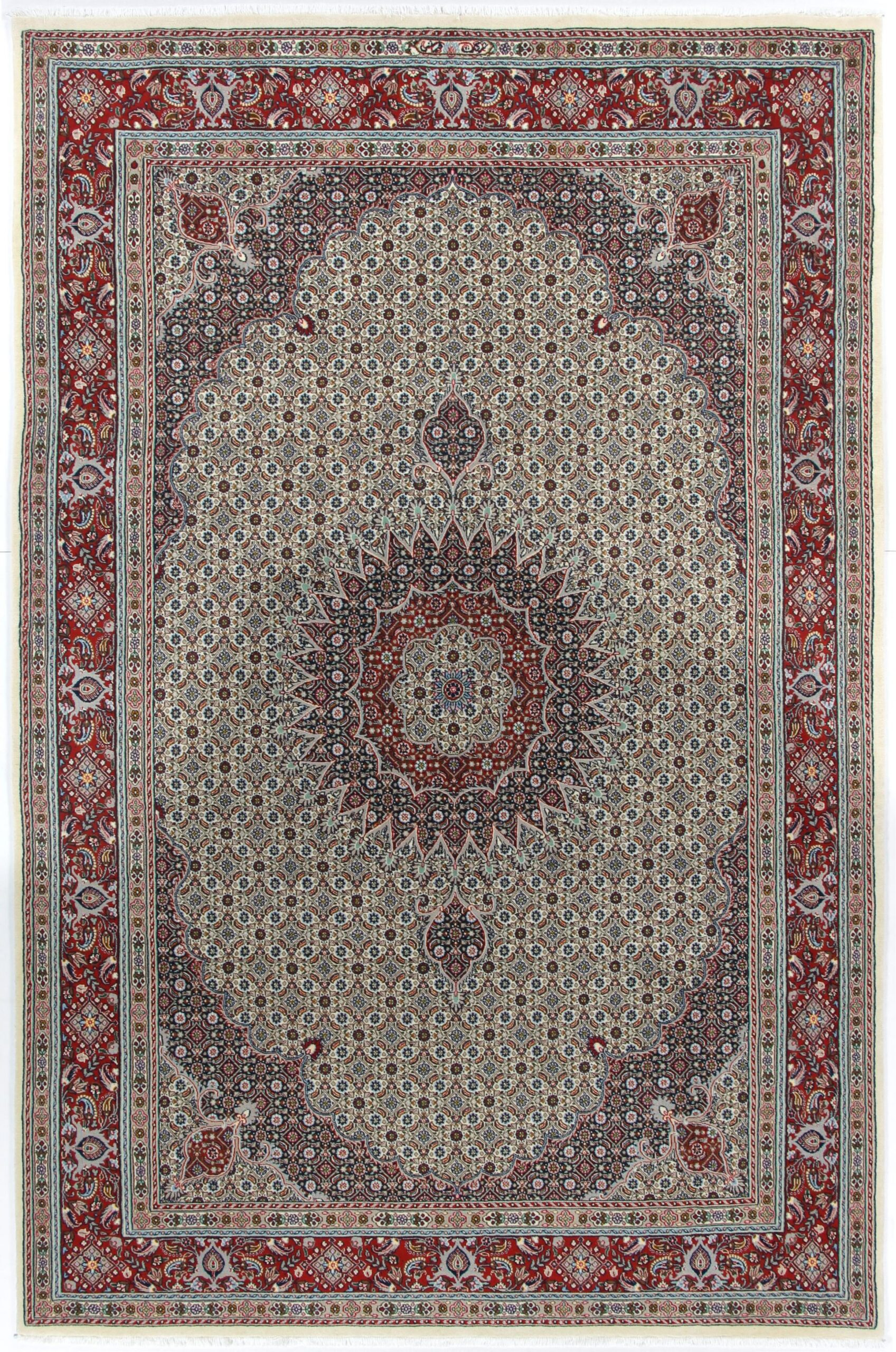 Moud Persian Rug 200 × 308 cm in Wool, hand-knotted