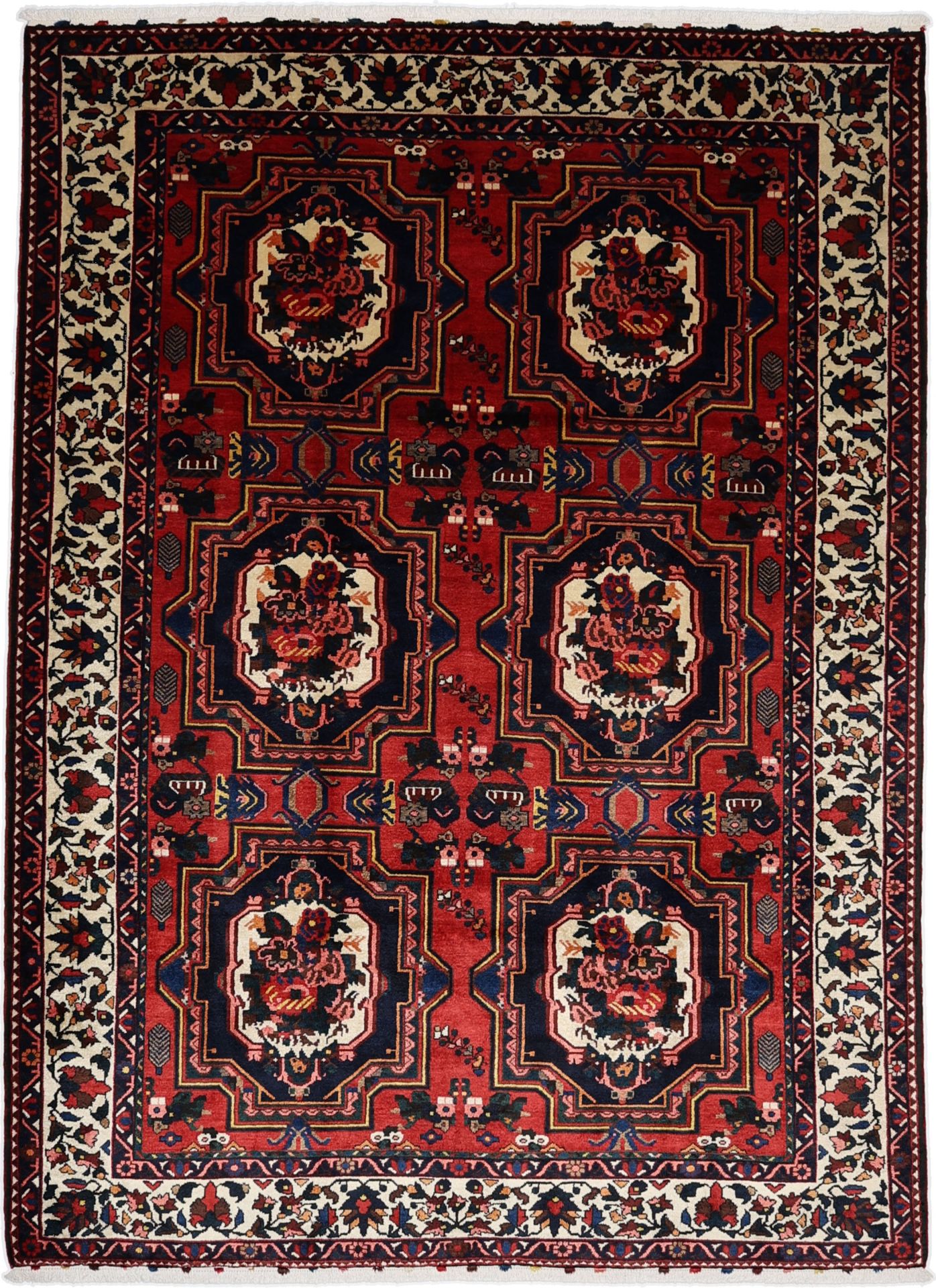 Hand-Knotted Bakhtiari Persian Rug, 220 × 300 cm, Wool