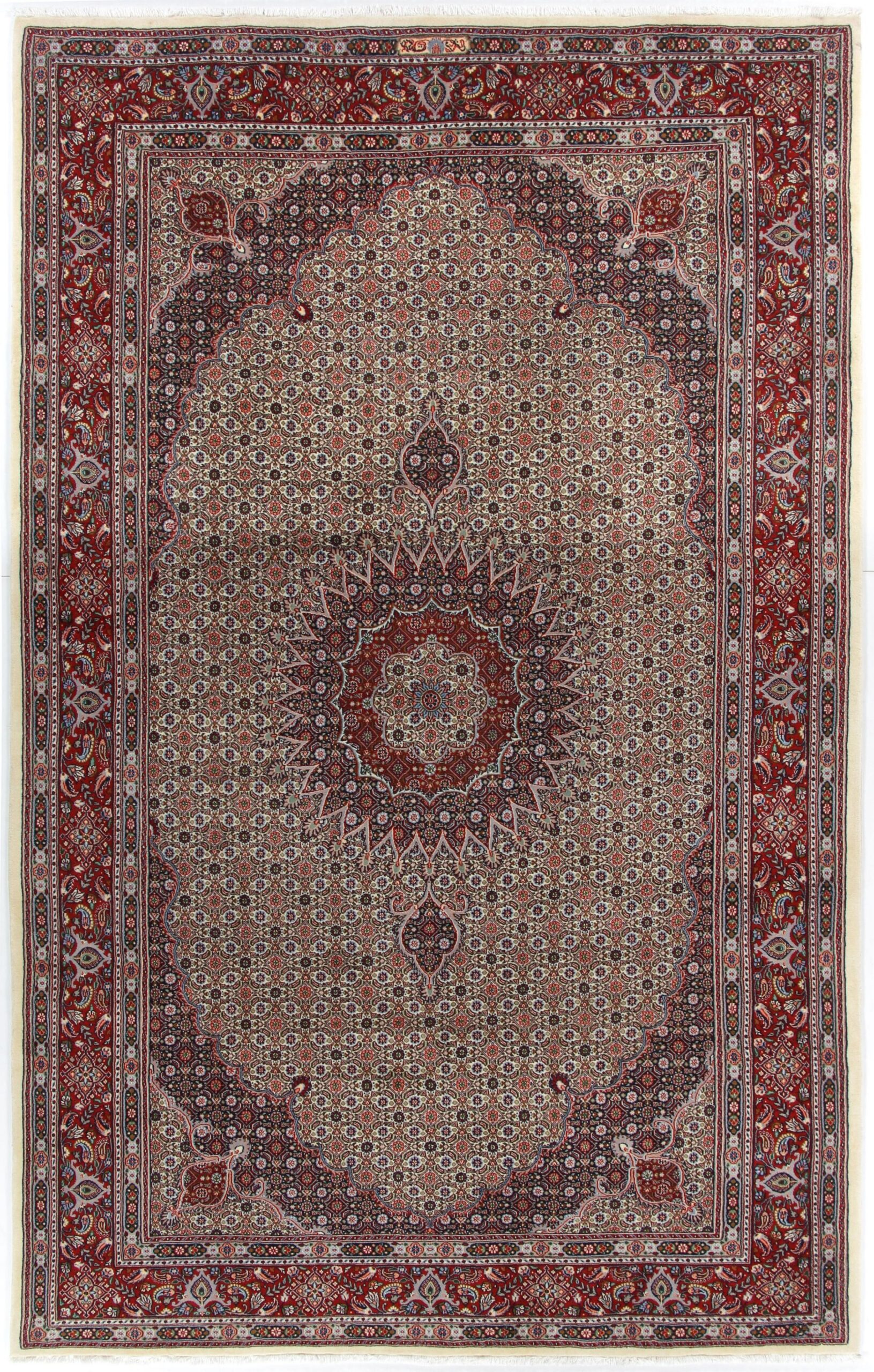 Moud Persian Rug 202 × 317 cm in Wool, hand-knotted